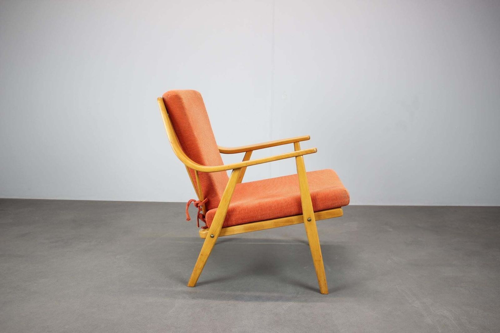 Ton Bentwood Beech Armchair, Czechoslovakia, 1970s photo vinterior