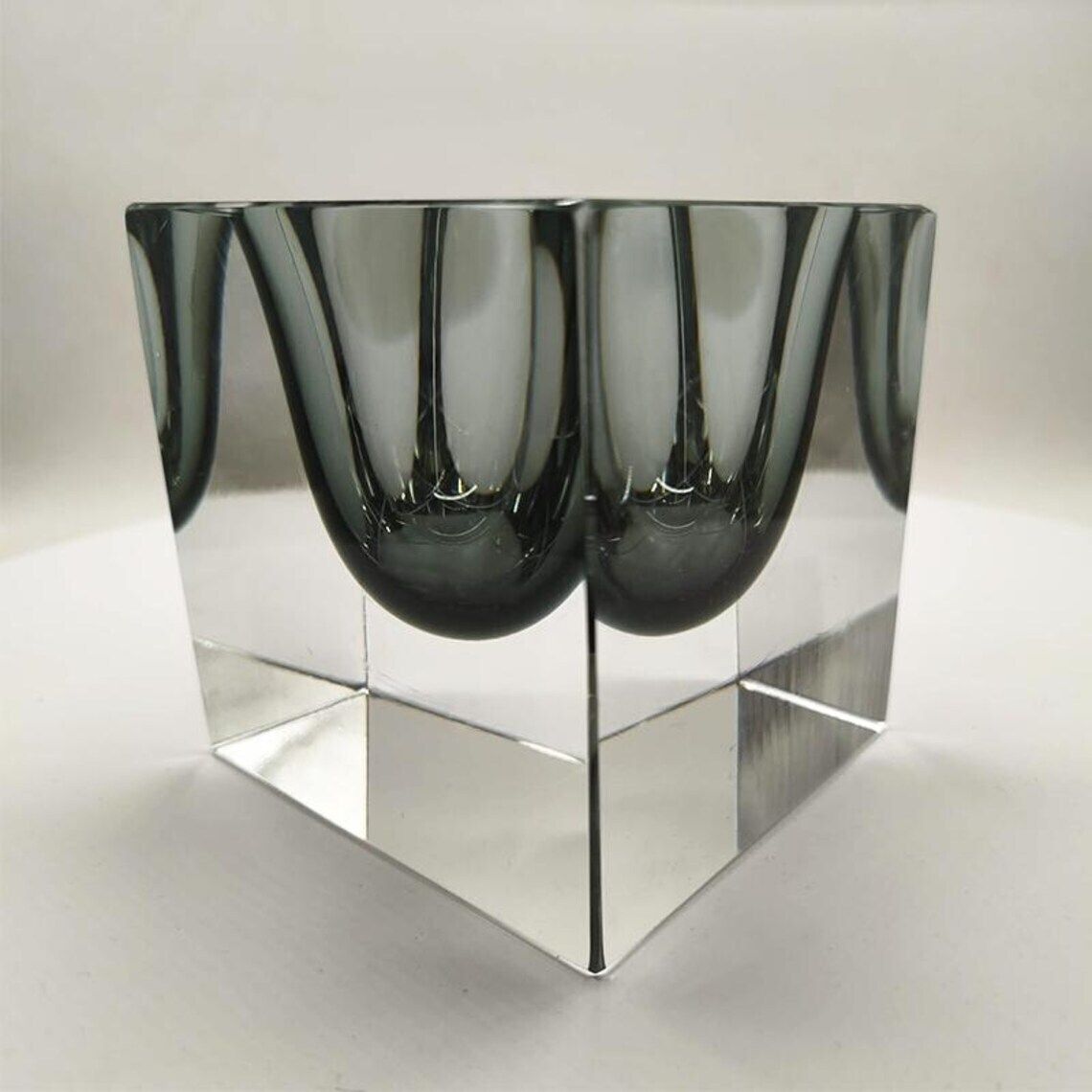 1960s Rare Big Cube Ashtray Or Catch All In Murano Glass By Flavio Poli For Seguso. photo Home Decor