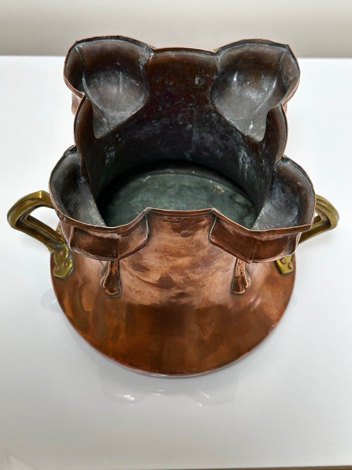 Art Nouveau 19th Century Copper With Brass Handles Floral Tulips Garden Planter photo Garden Decor