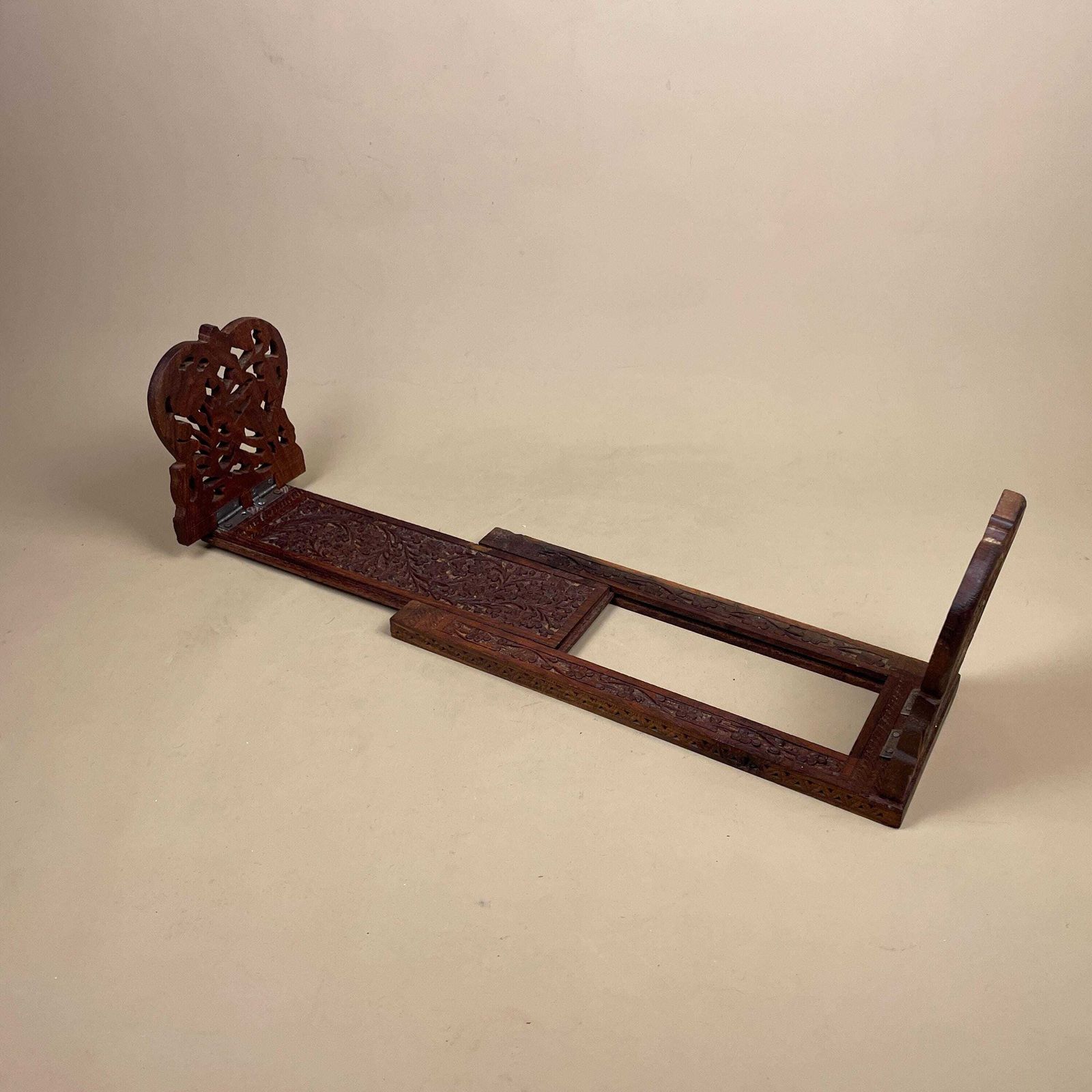 photo furniture Antique Extending Book Slide Ends Anglo Indian Hand Carved Floral Victorian Style Shelf Display Library Novel Stand Adjustable
