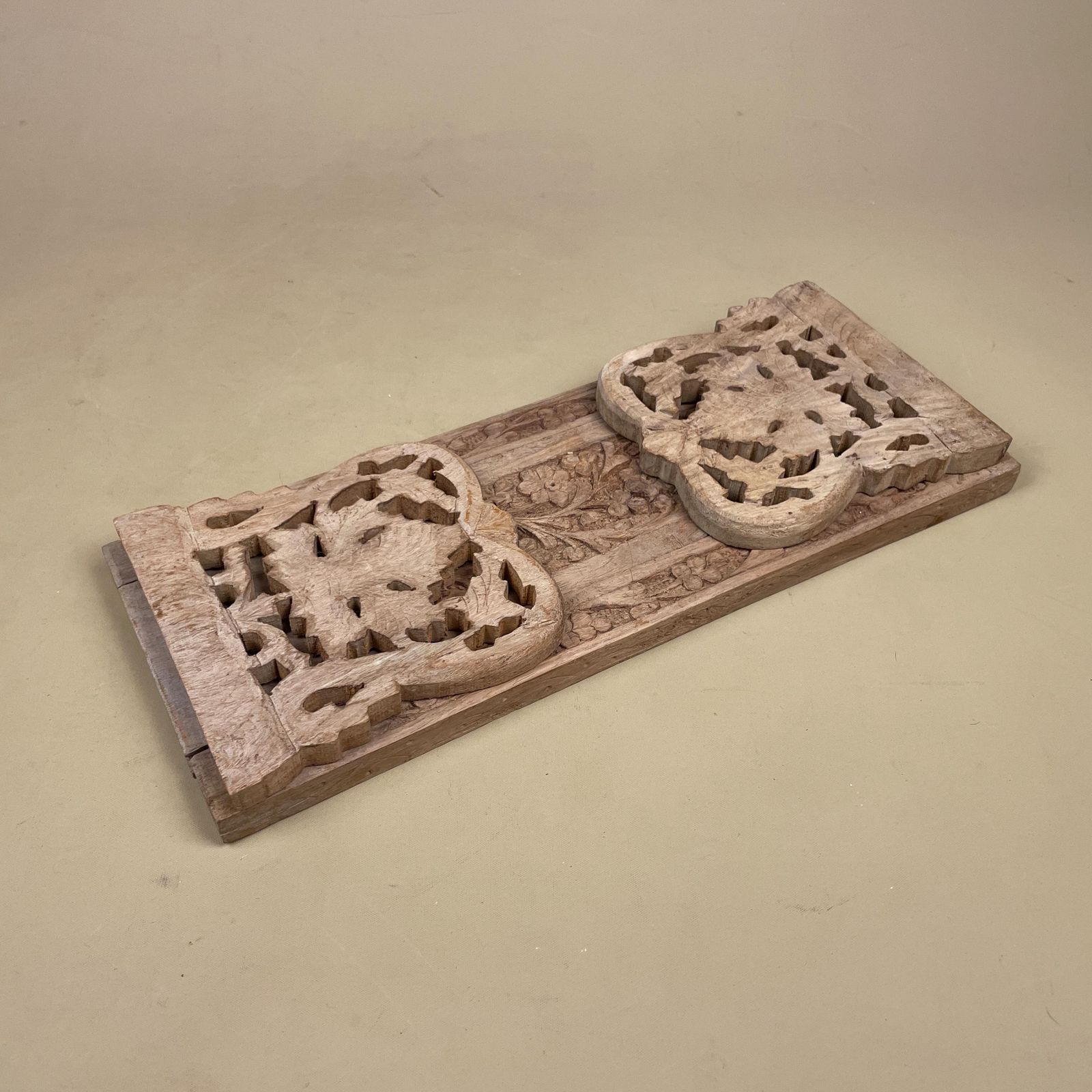Anglo Indian Extending Book Slide Endshand Carved Antique Victorian Style Shelf Display Library Novel Stand Adjustable photo for sale