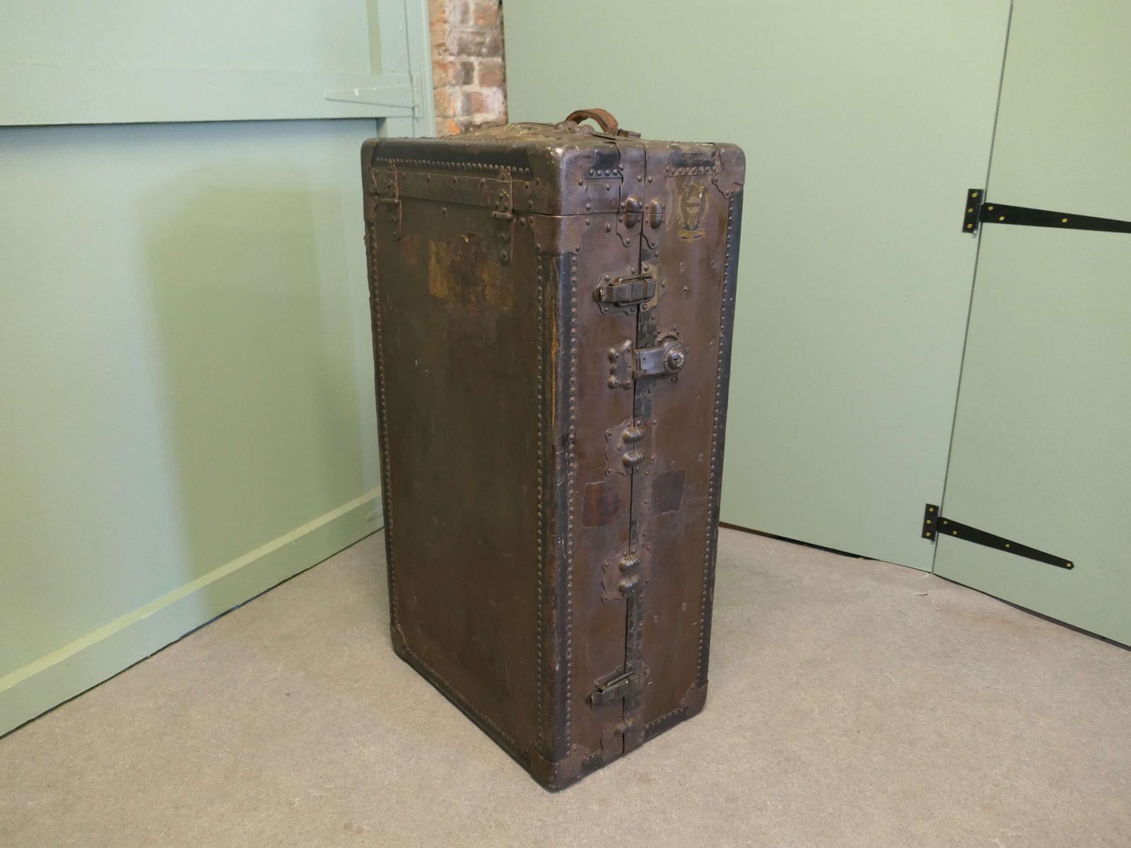 Fitted American Steamer Trunk Or Cabin Wardrobe By Seaward A Superb Piece Of History