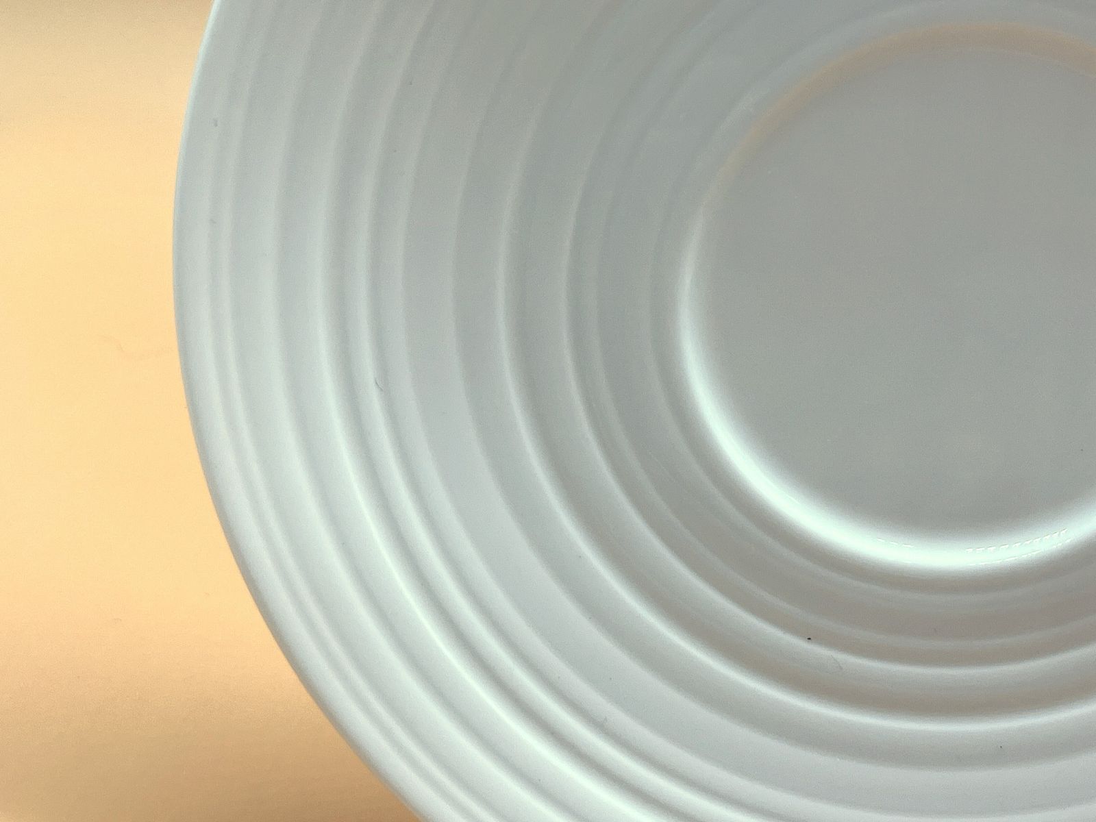 Jasper Conran For Wedgwood China White Large Breakfast Cup And Saucer Duo In Original Box. photo vinterior