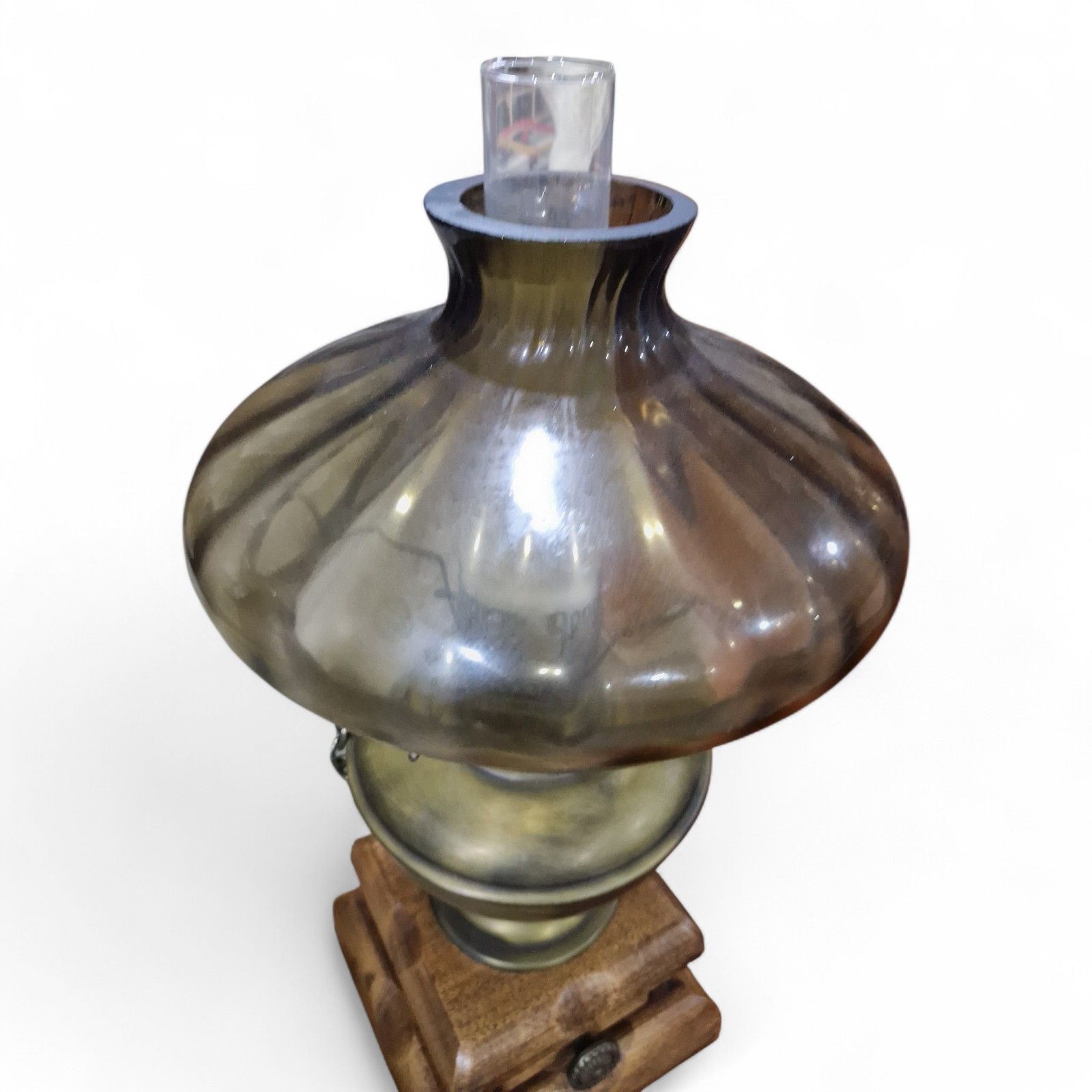 photo furniture Antique Desk Light Converted Glass Chimney Oil Lamp Smoked Glass Globe
