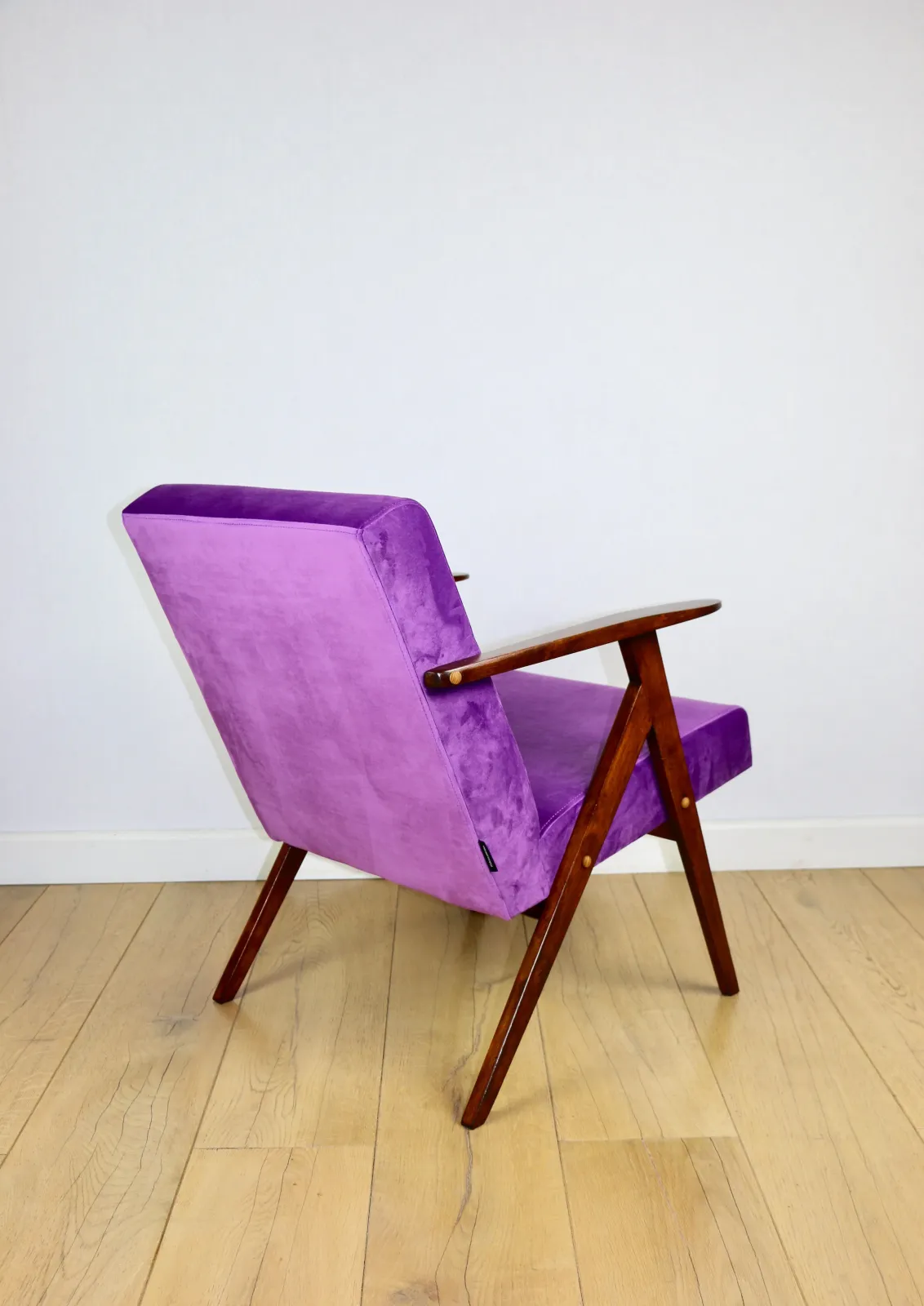 photo furniture Vintage Armchair Like Var Purple Velvet   2 Pieces Available