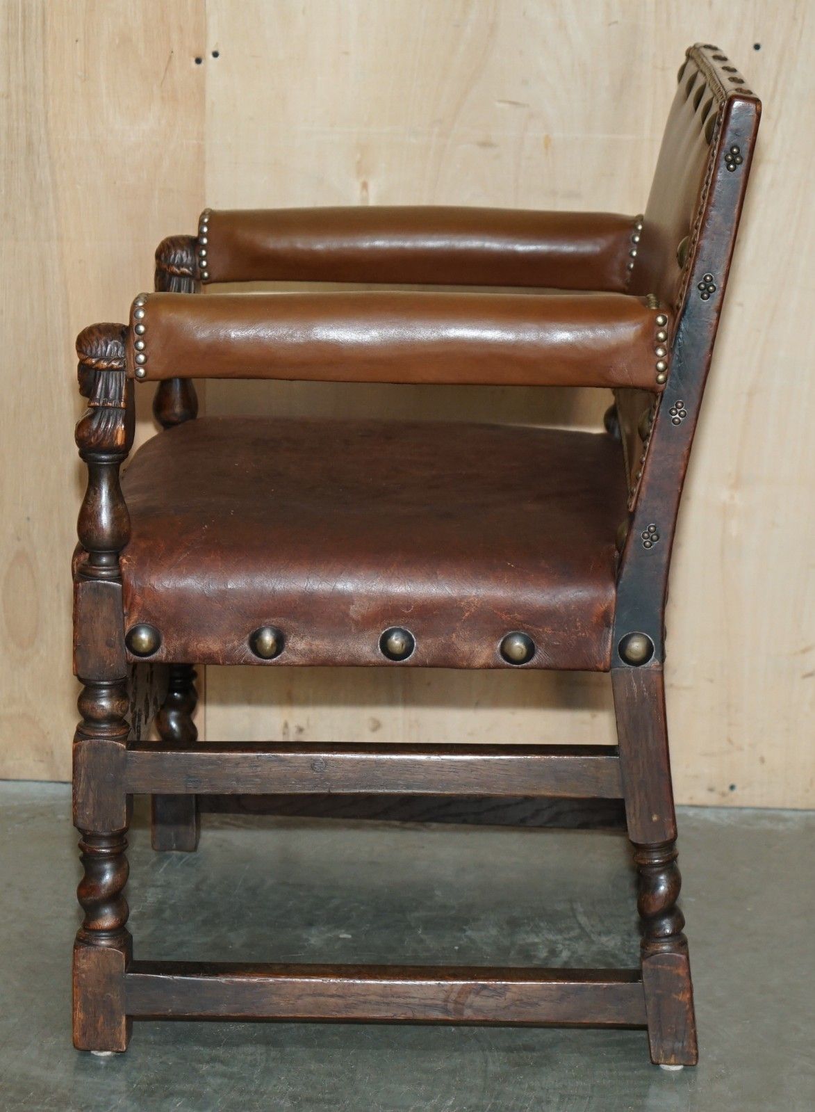 photo vintage Pair Or Ornately Hand Carved Antique Jacobean Revival Edwardian Throne Armchairs
