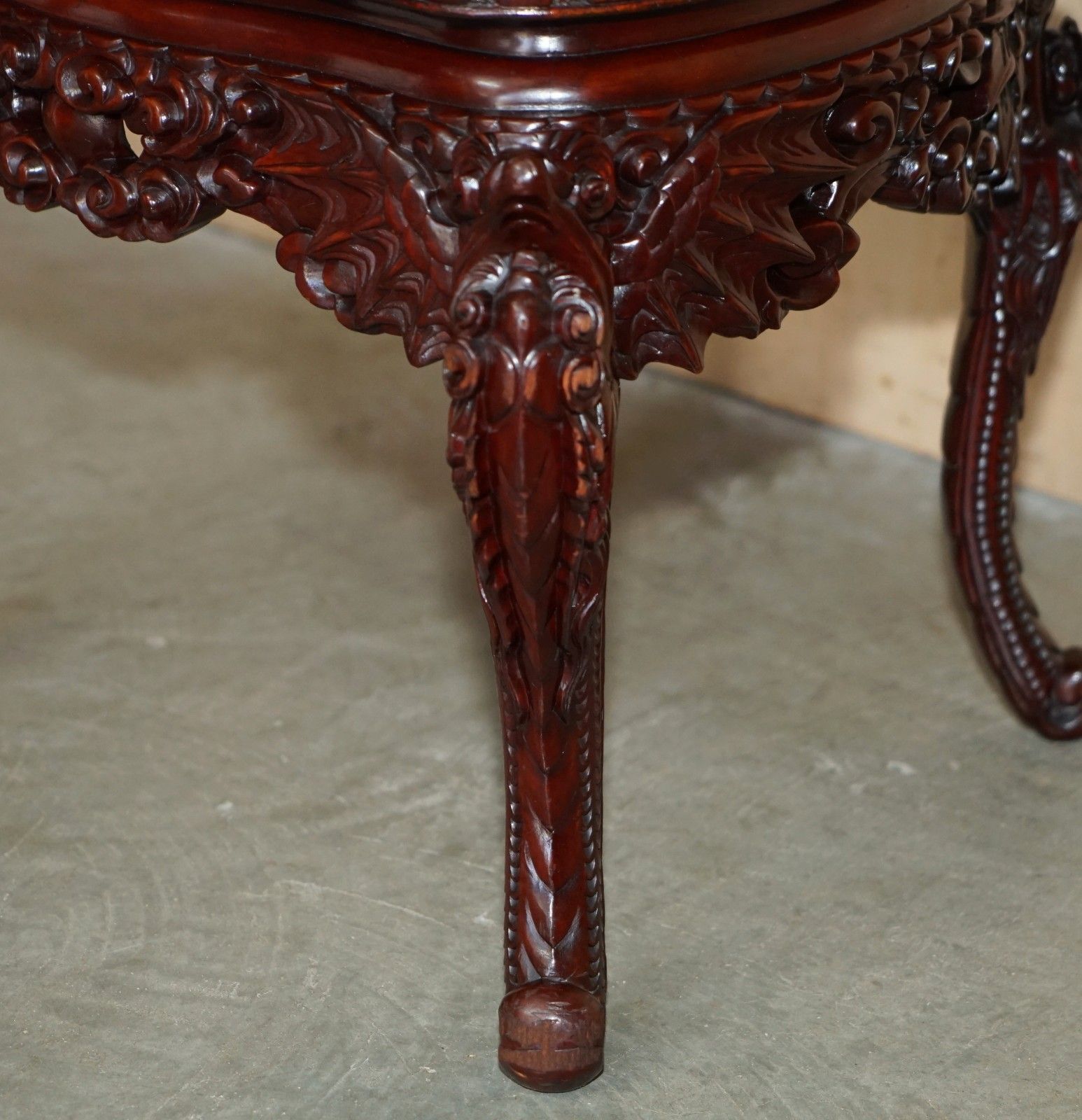 photo vintage Antique Chinese Dragon Circa 1920's Ornate Deep Red Lacquered Throne Armchair