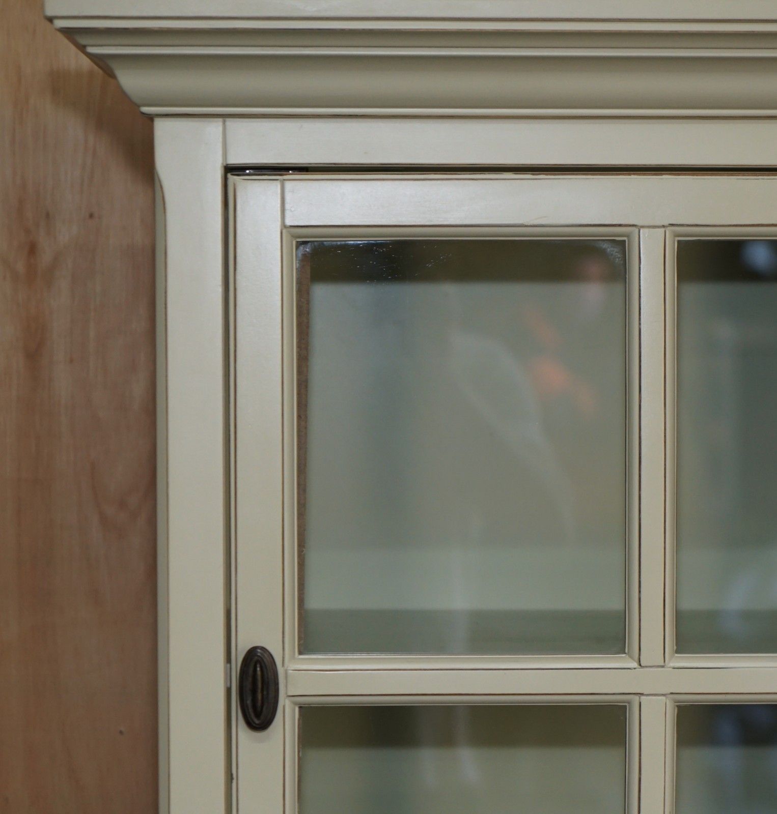 Lovely Decorative Cream French Country Display Cabinet Cupboard With Drawer photo vinterior