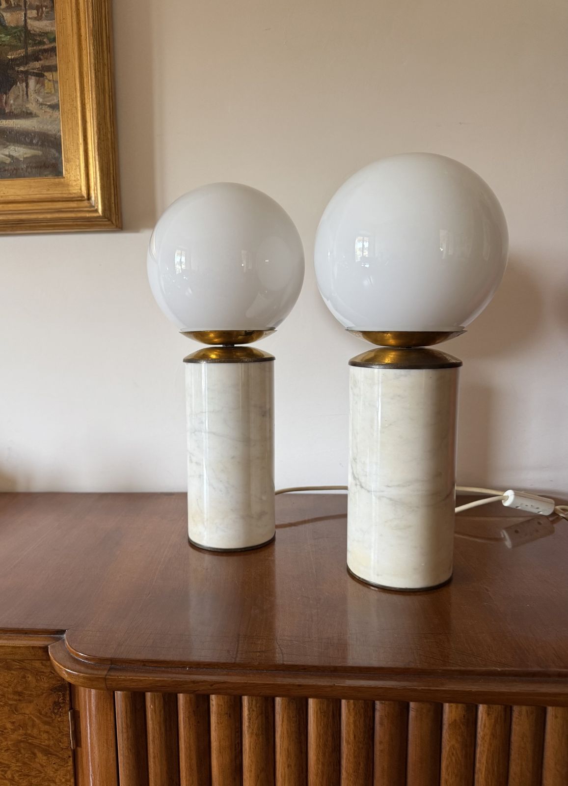 photo furniture Hollywood Regency Set Of 2 Carrara Marble & Brass Table Lamps, Lucirhytmo Italy 1970s