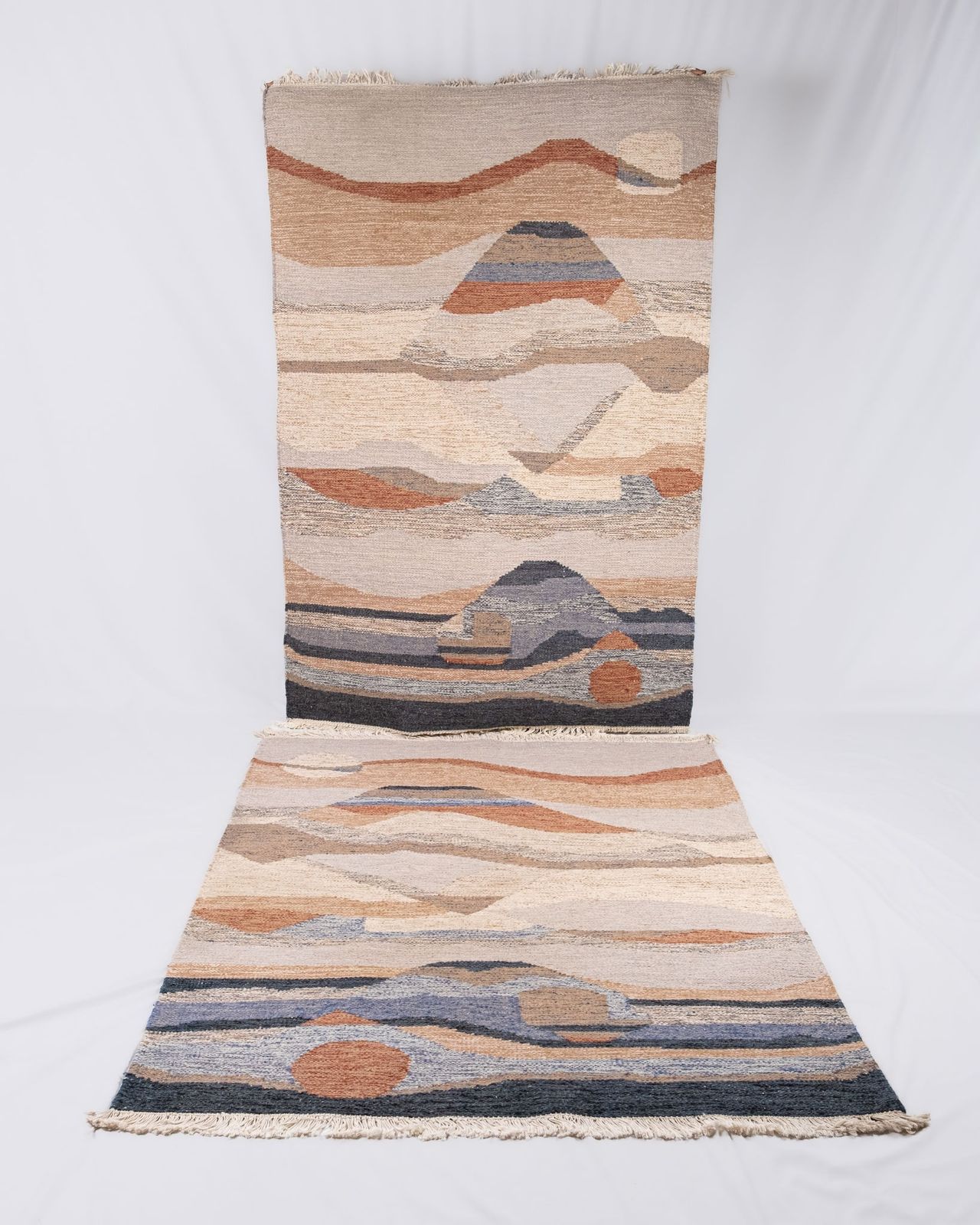 Modern Oriental Kilims, Landscape photo furniture