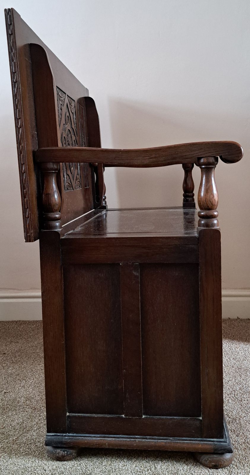 Beautiful Antique Oak Monk's Bench With Carved Panels photo 300.0