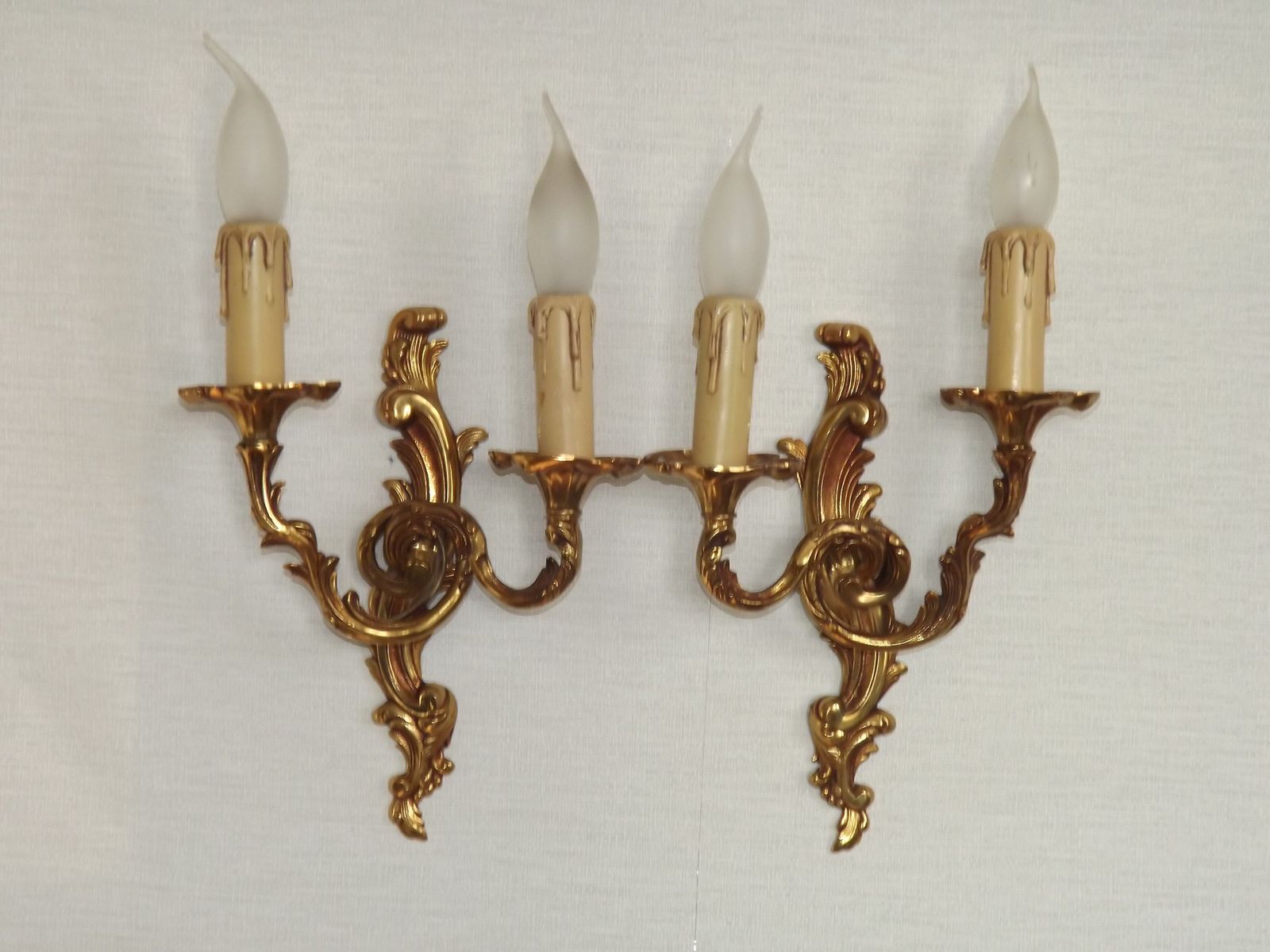 Stylish  Pair Of Vintage French Bronze Double Wall Sconces With Acanthus Leaf Detail 5765