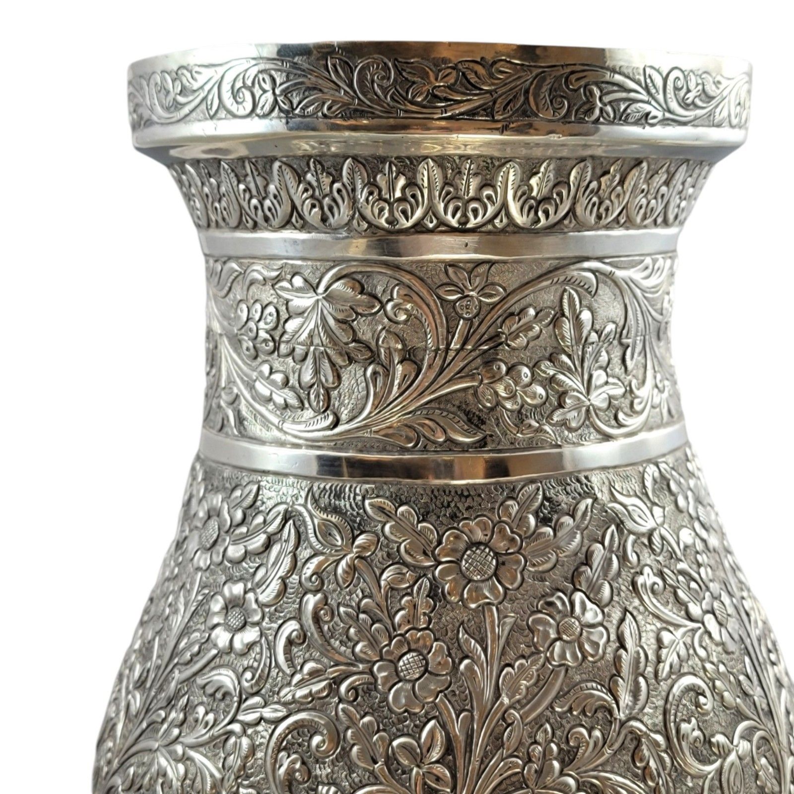 Large Indian Silver Vase Kutch Gujarat 3012g Repousse Antique Baluster Form photo vintage
