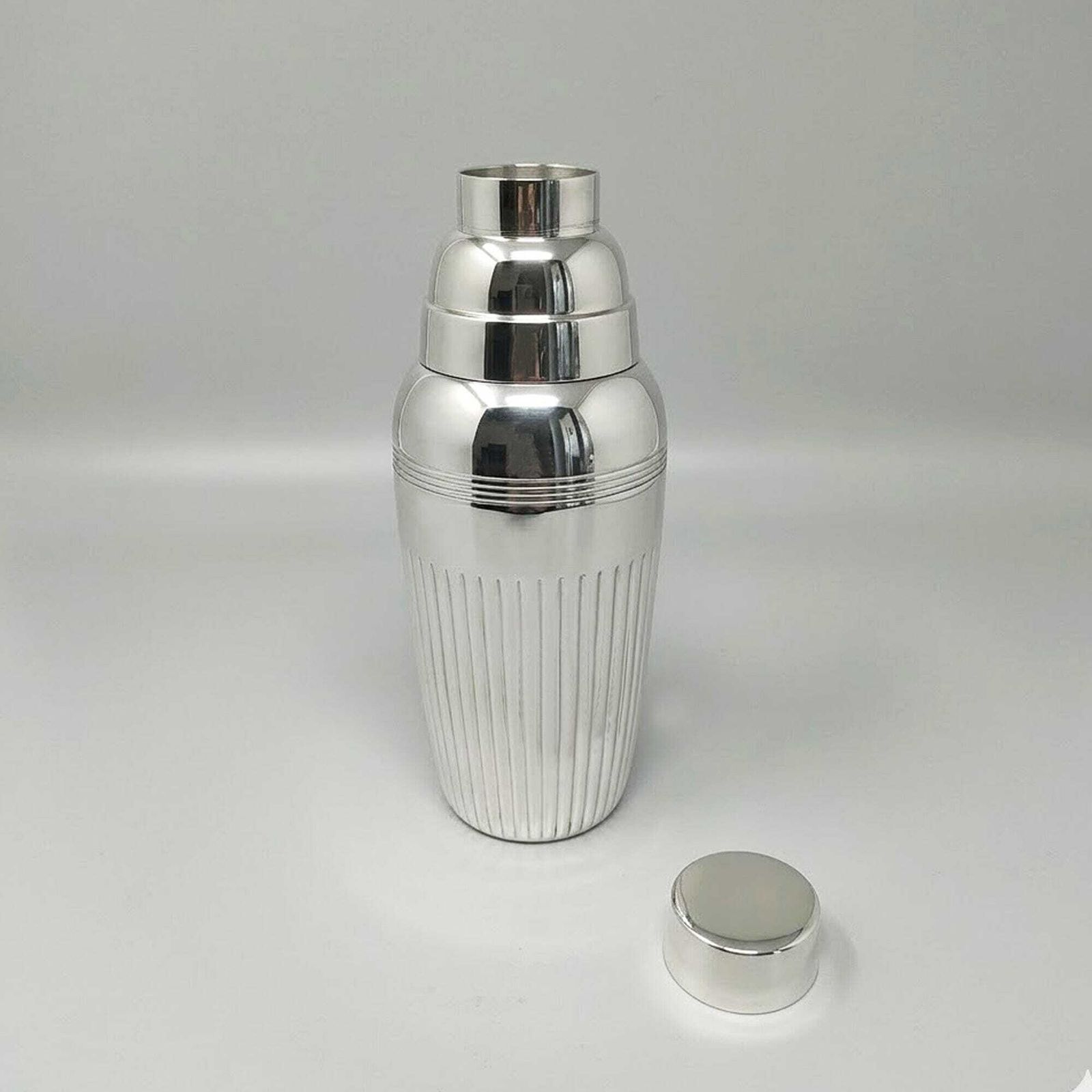 1930s Art Deco Jordan "Sheffield Collection" Silver Plated Cocktail Shaker. Made In England photo Home Decor