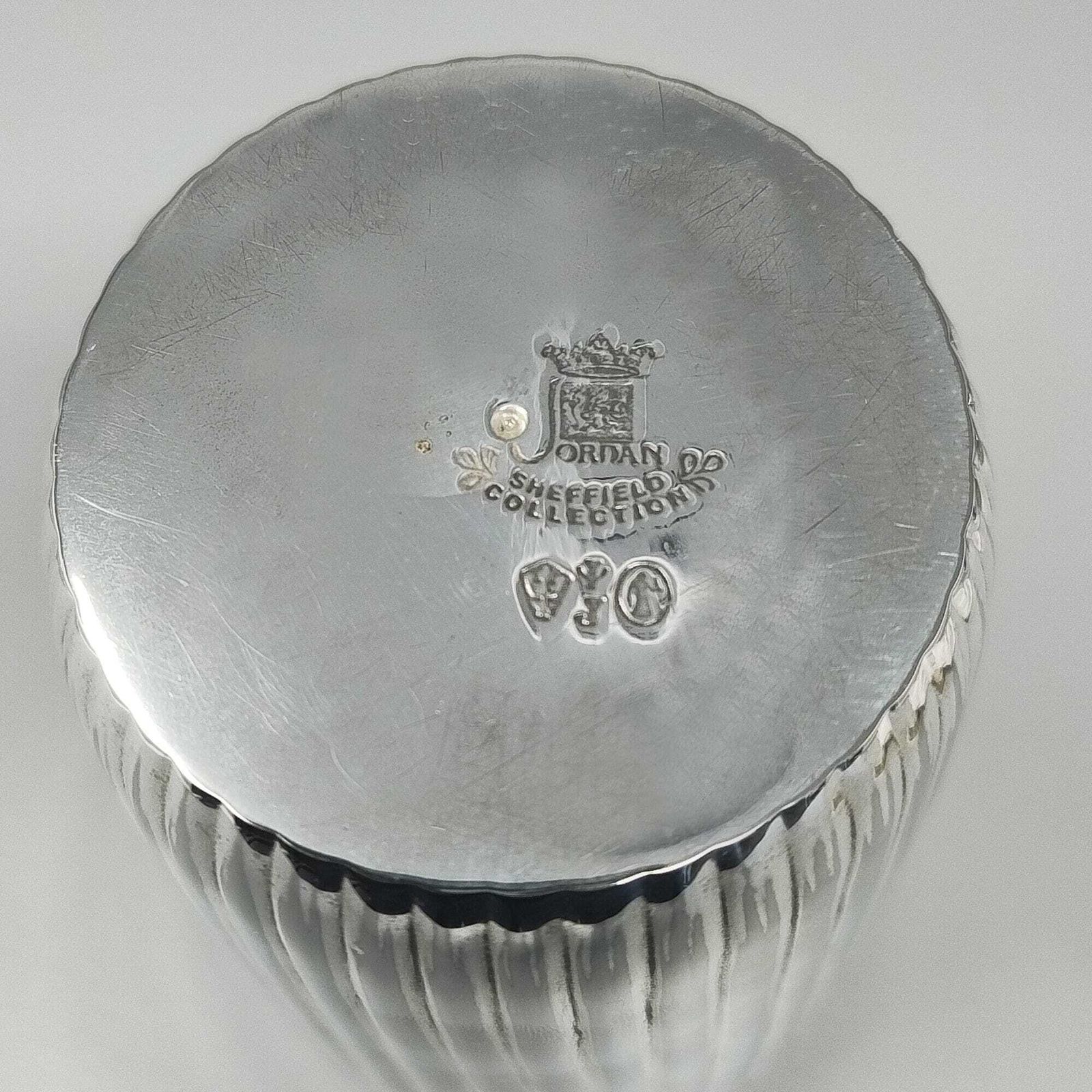 1930s Art Deco Jordan "Sheffield Collection" Silver Plated Cocktail Shaker. Made In England photo vintage