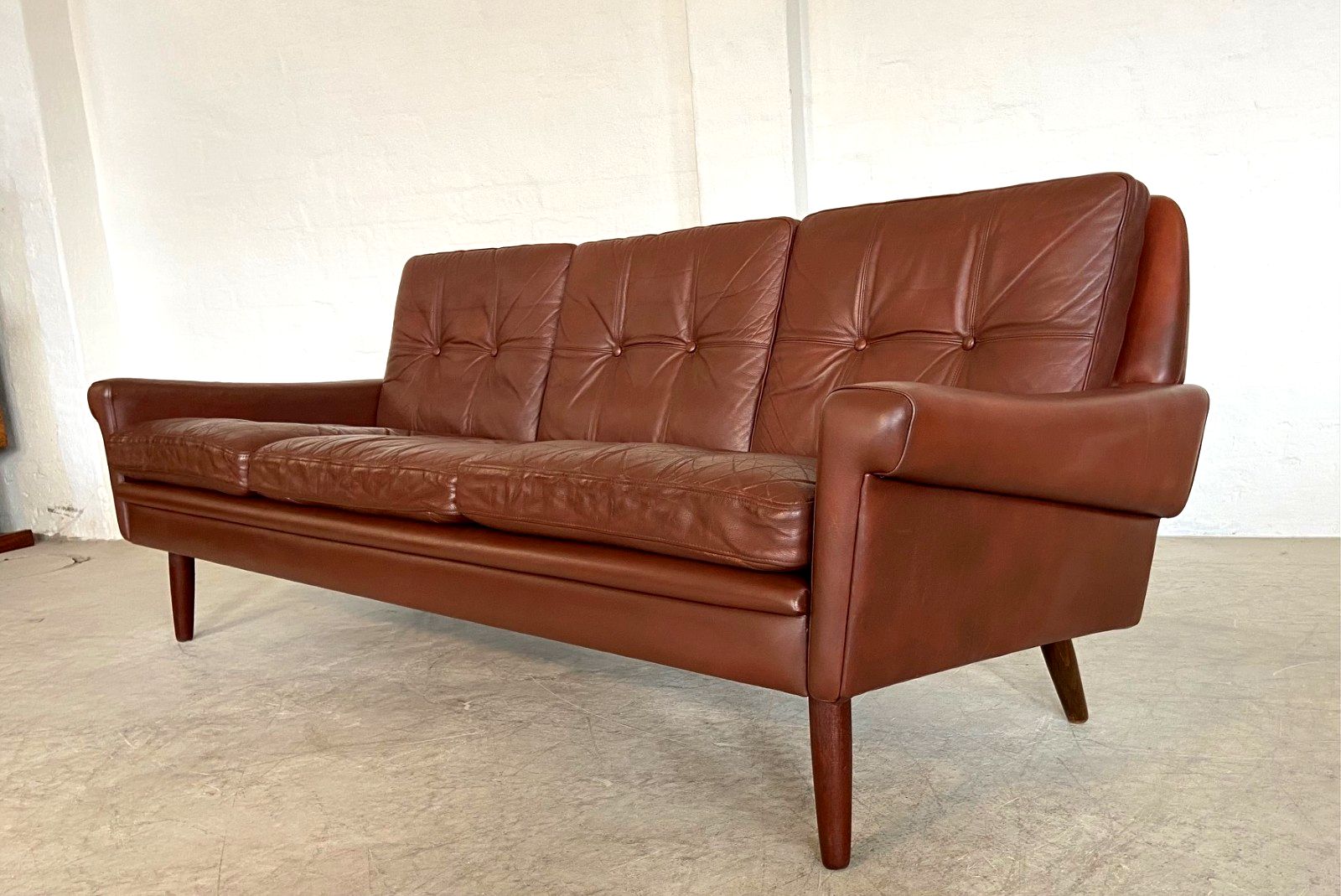 Vintage Danish  Retro Svend Skipper  3 Person Sofa In Dark Cognac  Leather photo 2695.0