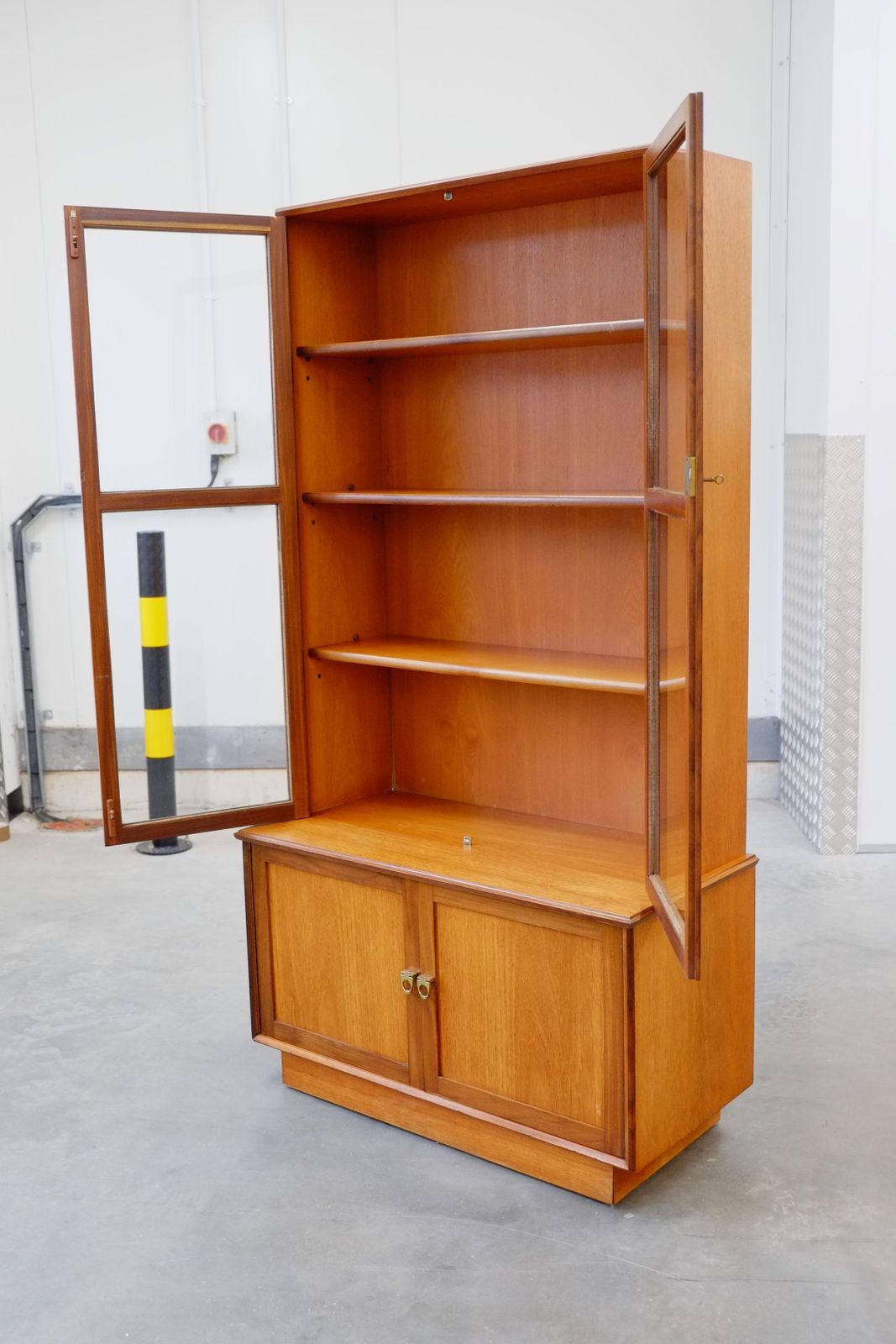 Mid Century Modern Glazed Bookcase Cabinet 1960's photo vinterior