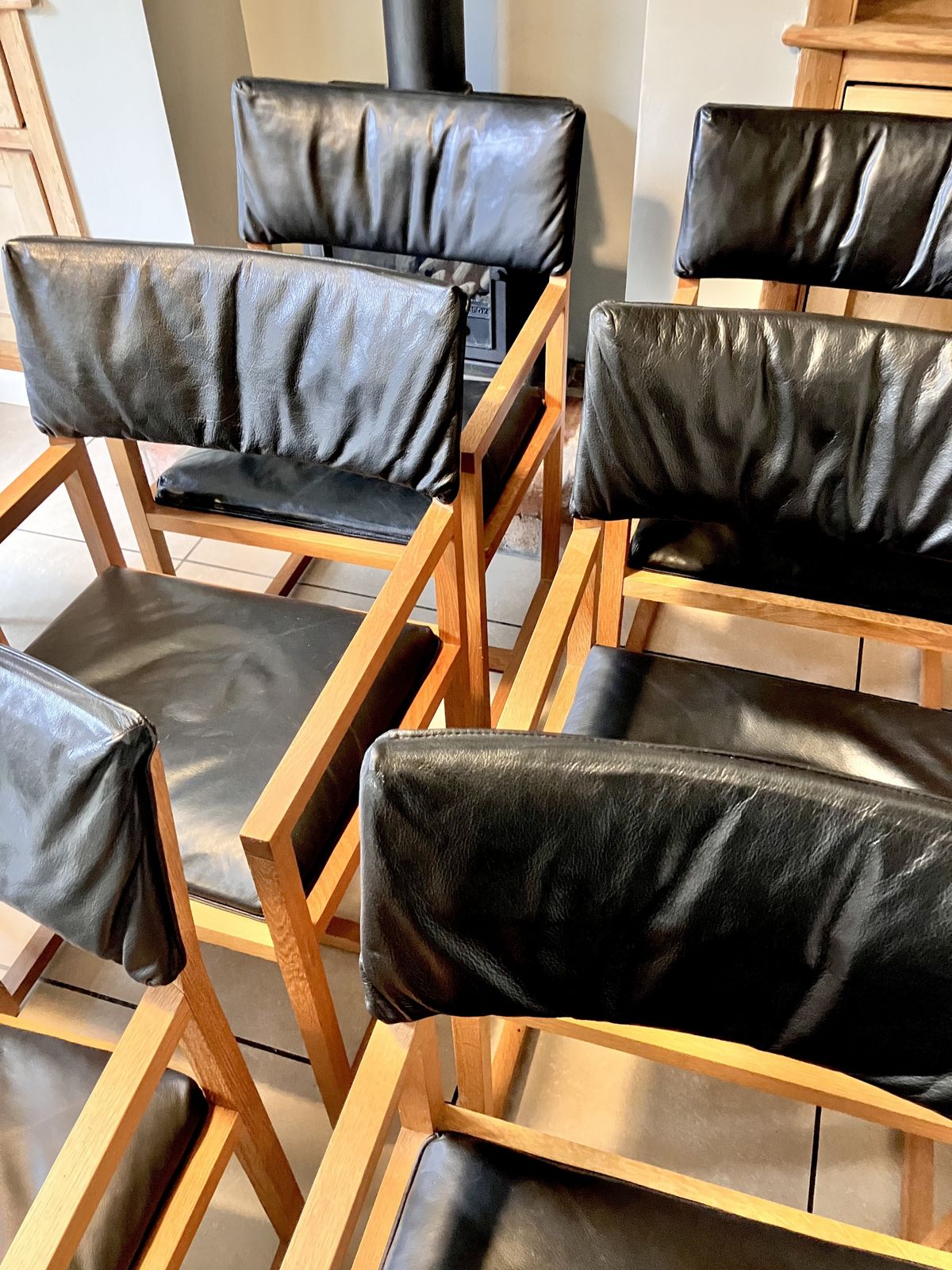 80’ 90’s Set Of 6 Oak And Black Leather Chairs photo Furniture