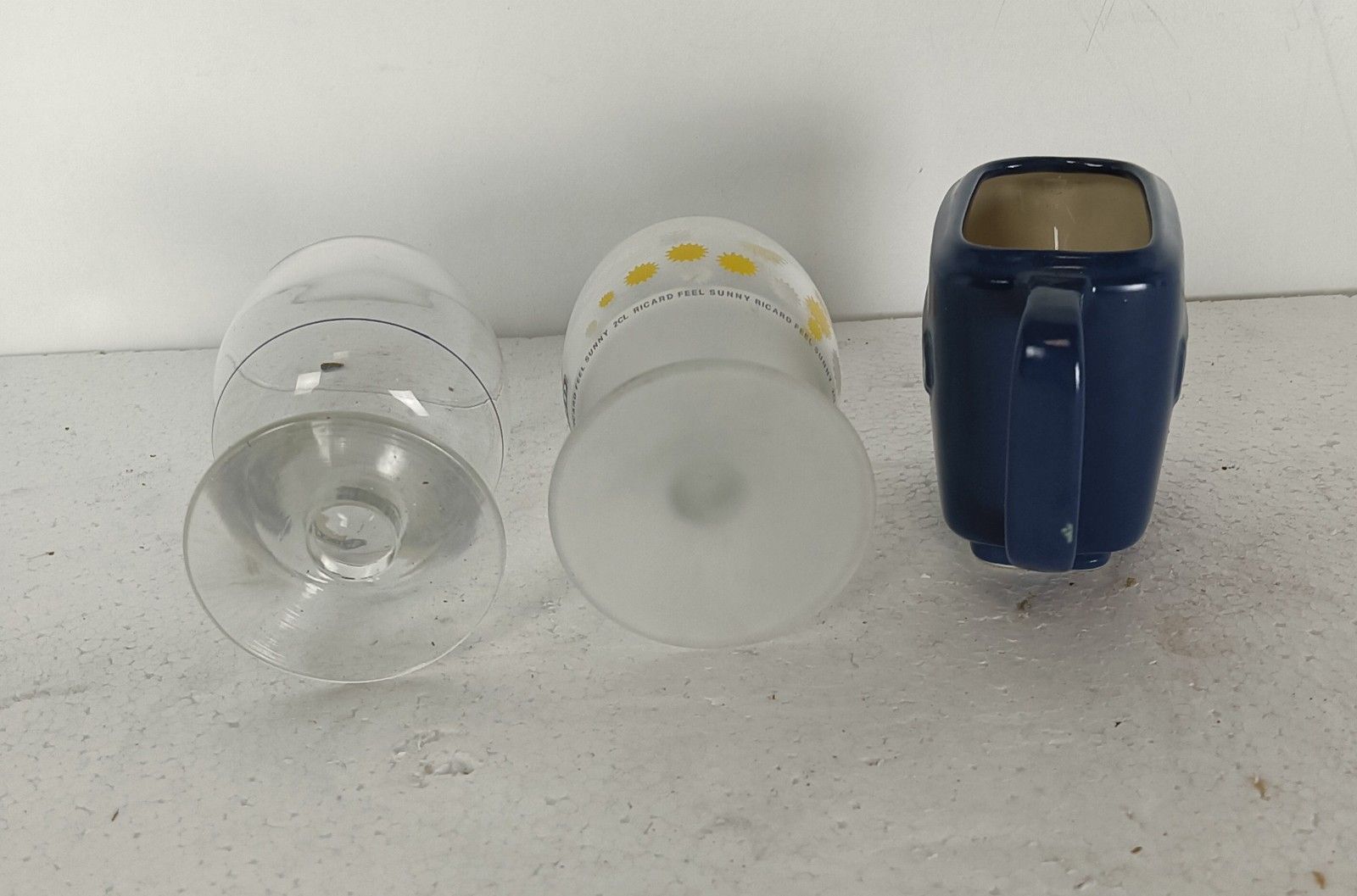 2 French Ricard Glasses  Plus Blue Jar Pastis Apero France Collector Htf photo vinterior