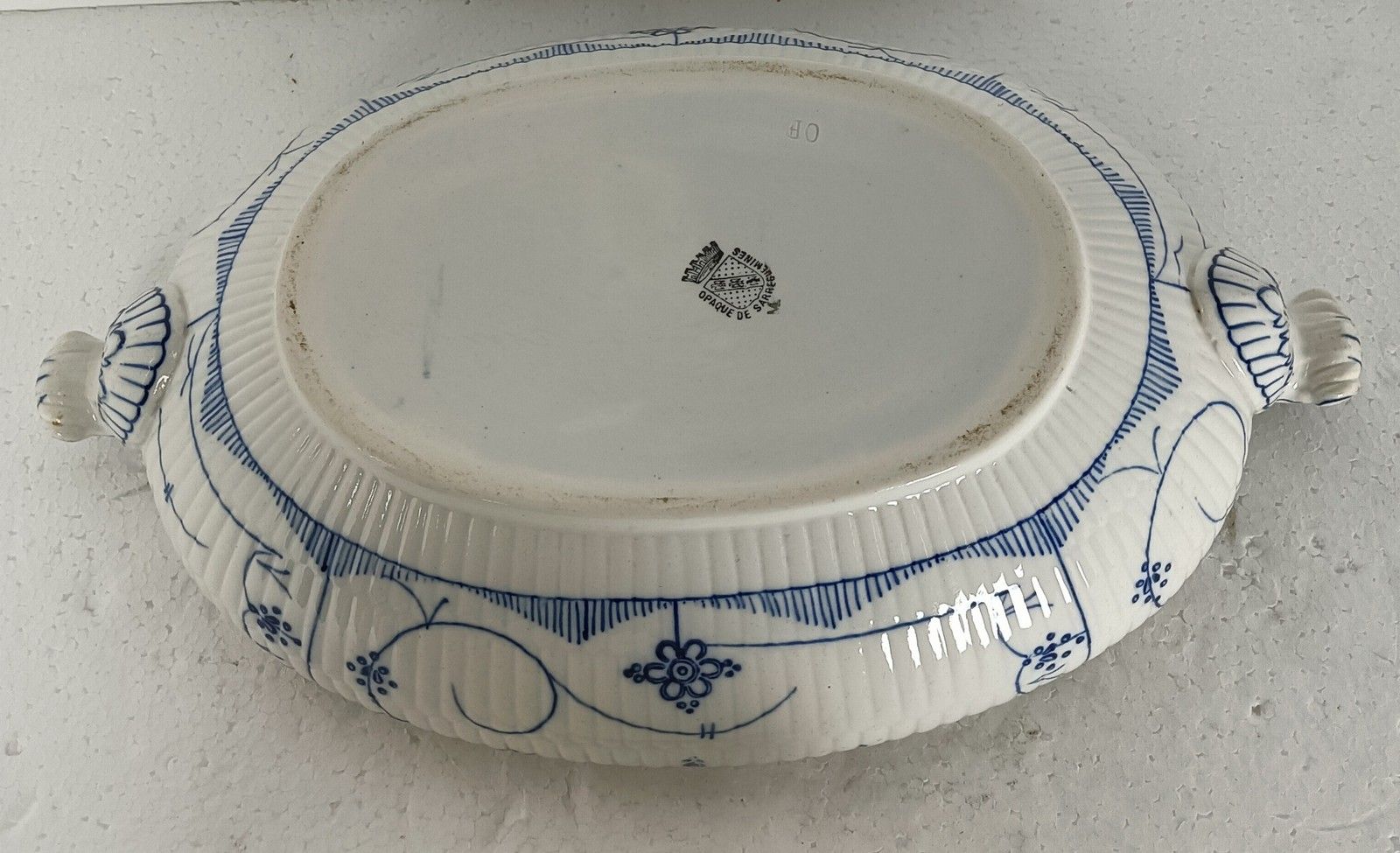 photo vinterior Antique Oval Tureen Blue White Copenhague Motive Opaque De Sarreguemines France