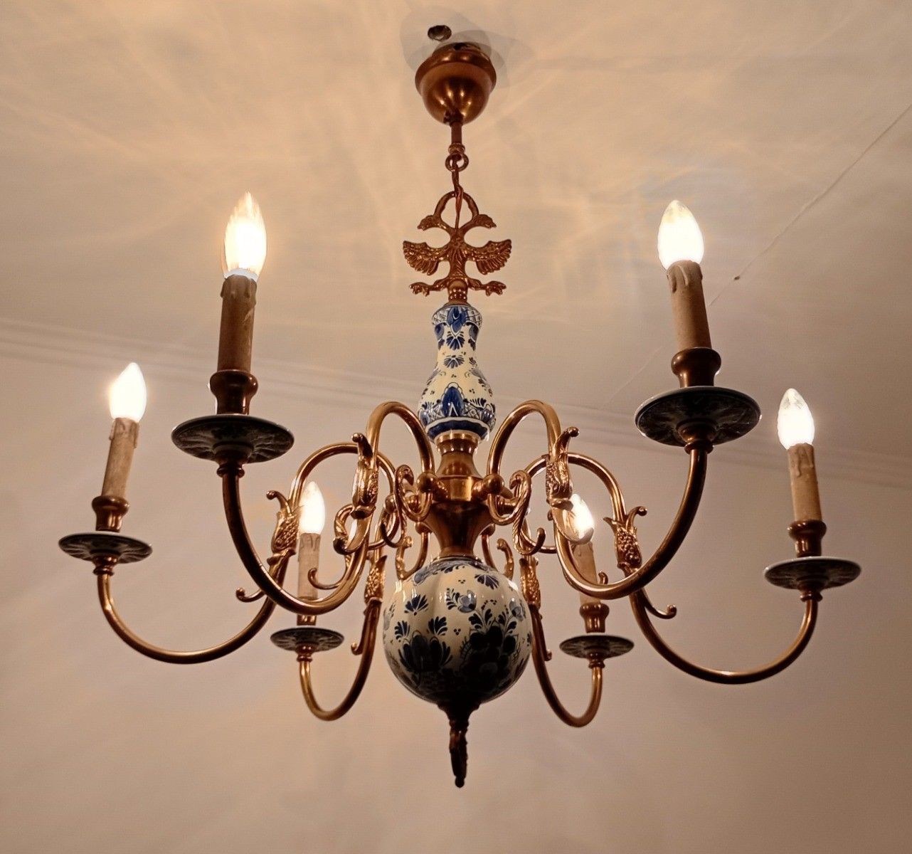 photo for sale 6 Arm Lights Delft Blue White Chandelier Eagles Fish Hand Painted Brass Ornate F
