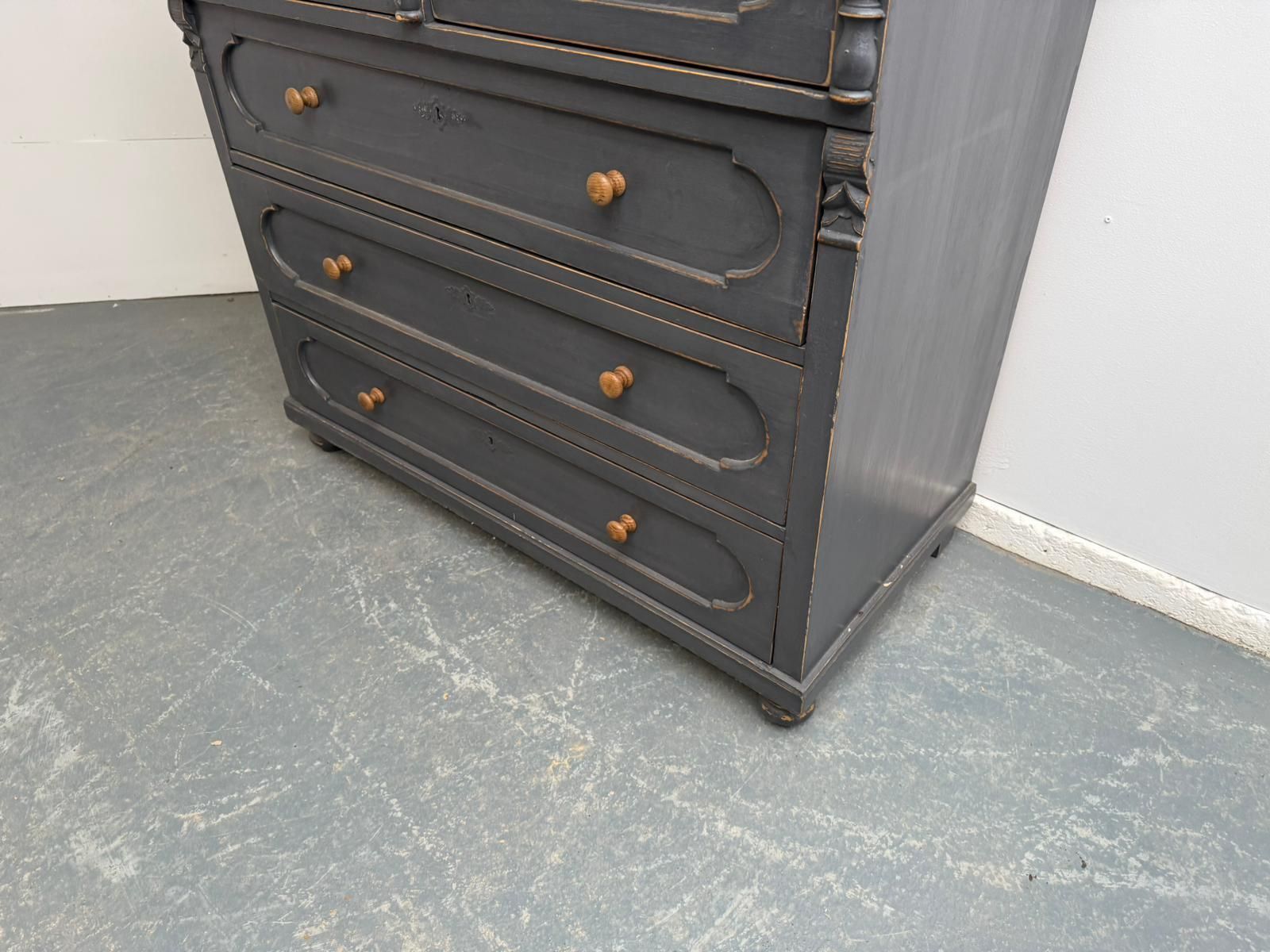 A Genuine Pine Victorian Light Grey Massive 5 Drawer Chest Of Drawers photo for sale