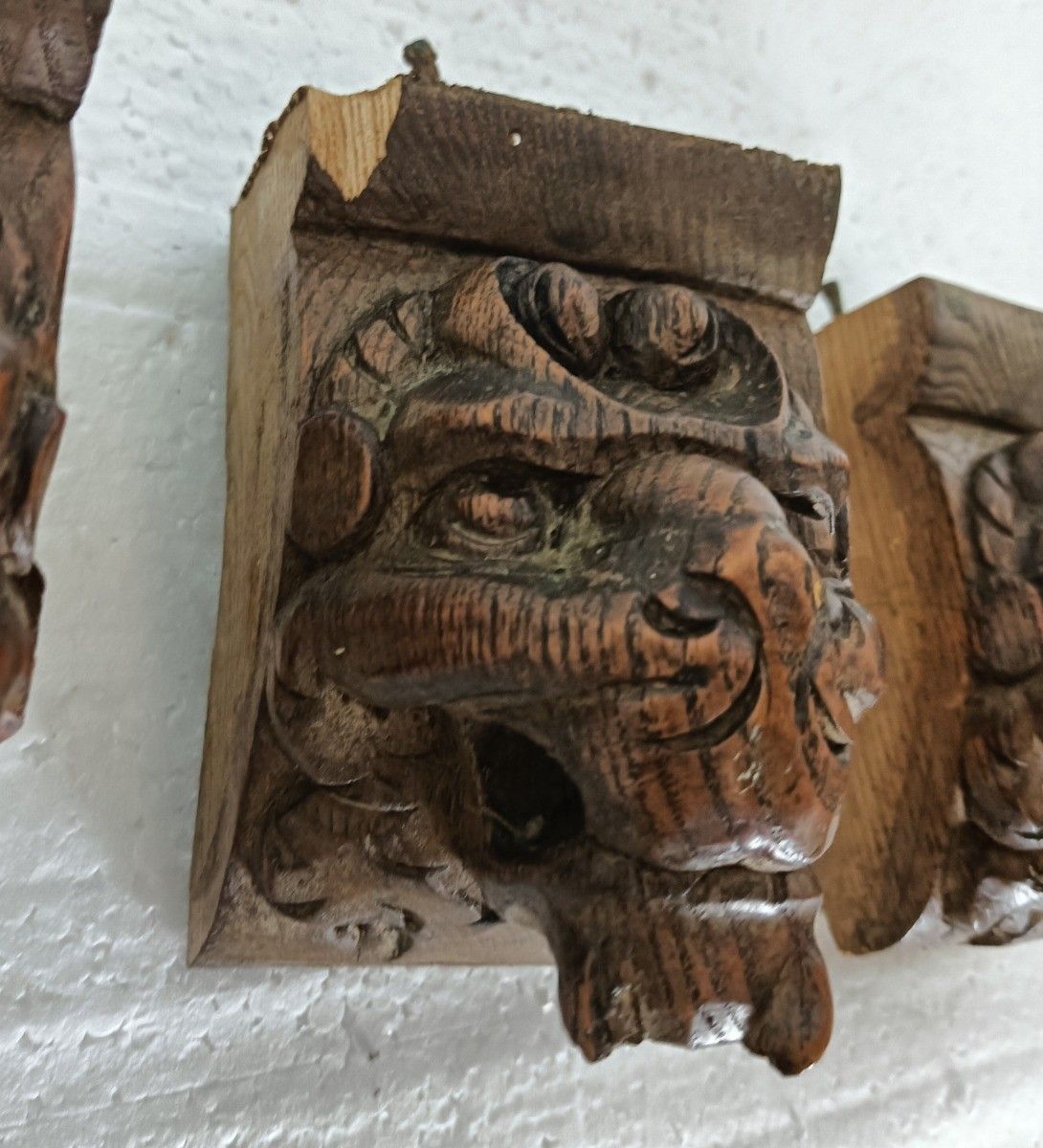 Set Of 3 Corbels Hand Carved Wood Architectural Reclaimed Lion Heads Trims Antiq photo Home Decor