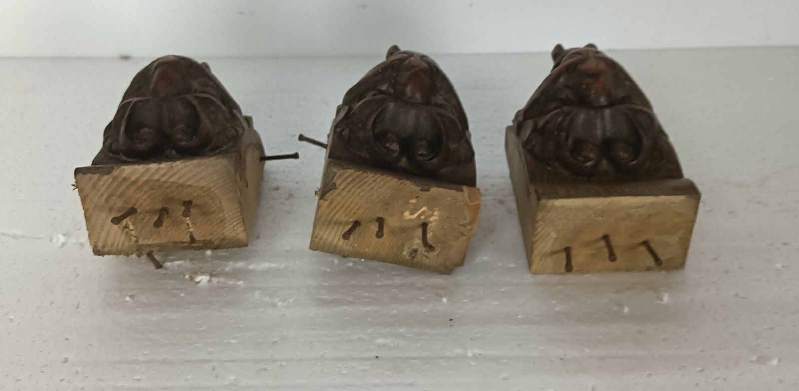Set Of 3 Corbels Hand Carved Wood Architectural Reclaimed Lion Heads Trims Antiq photo vinterior