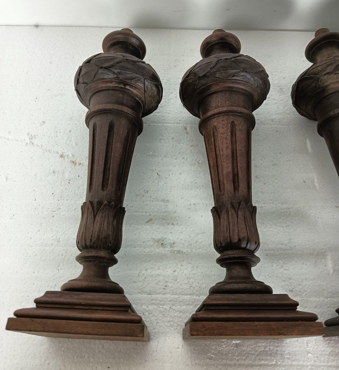 Set Of 4 Large Reclaimed Carved Wood Large Spindles Balusters Trim Posts Pillar photo 268.0