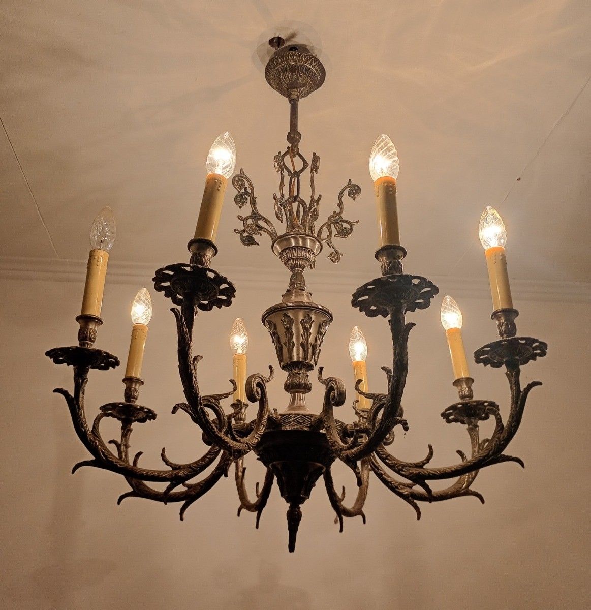 Lighting Chandelier  Silverplated Metal 9  Lights Arm Ceiling Fixture Neo Gothic Style photo