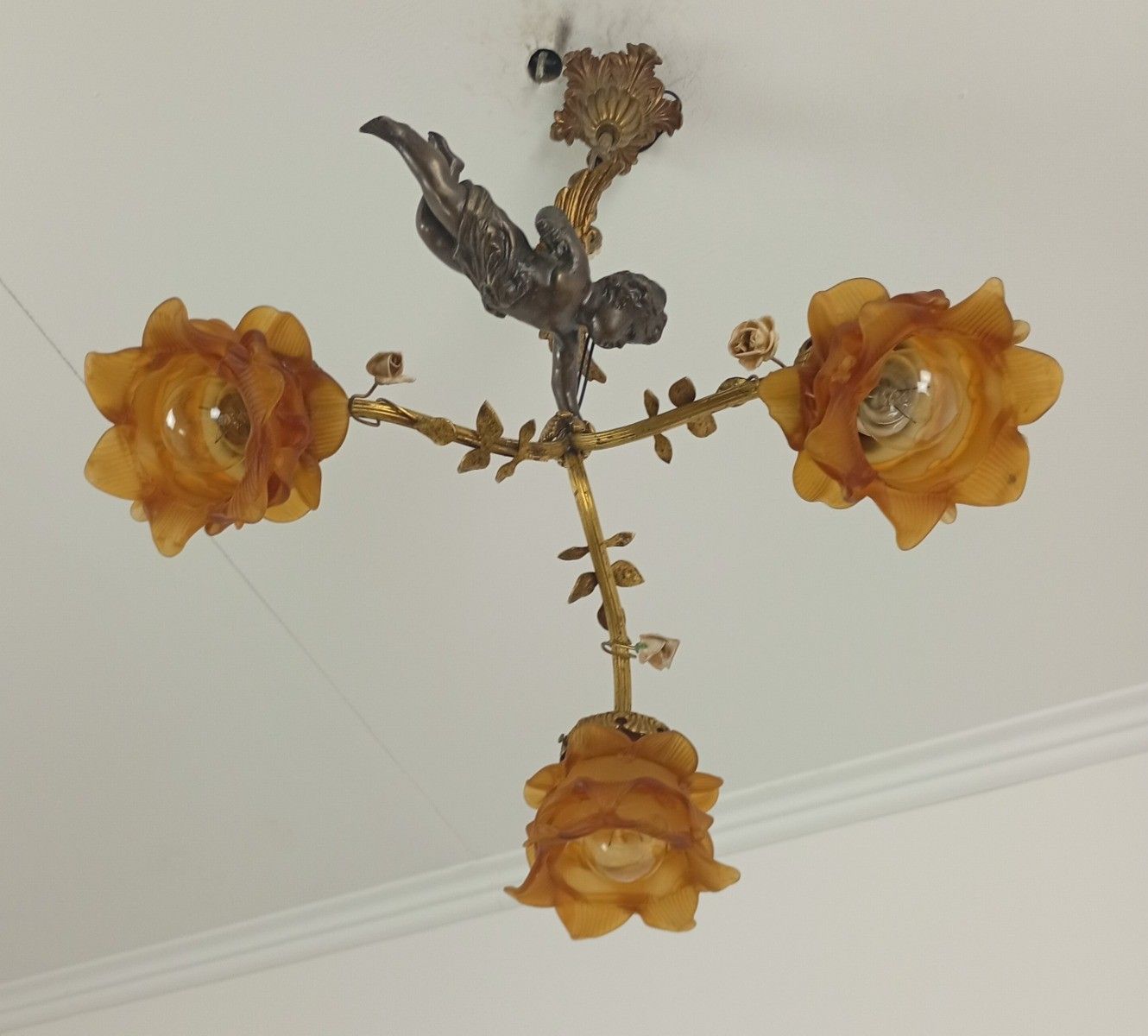 photo furniture Gorgeous Vintage Chandelier Fixture With 3 Arms Angels With Large Wings Bronze W