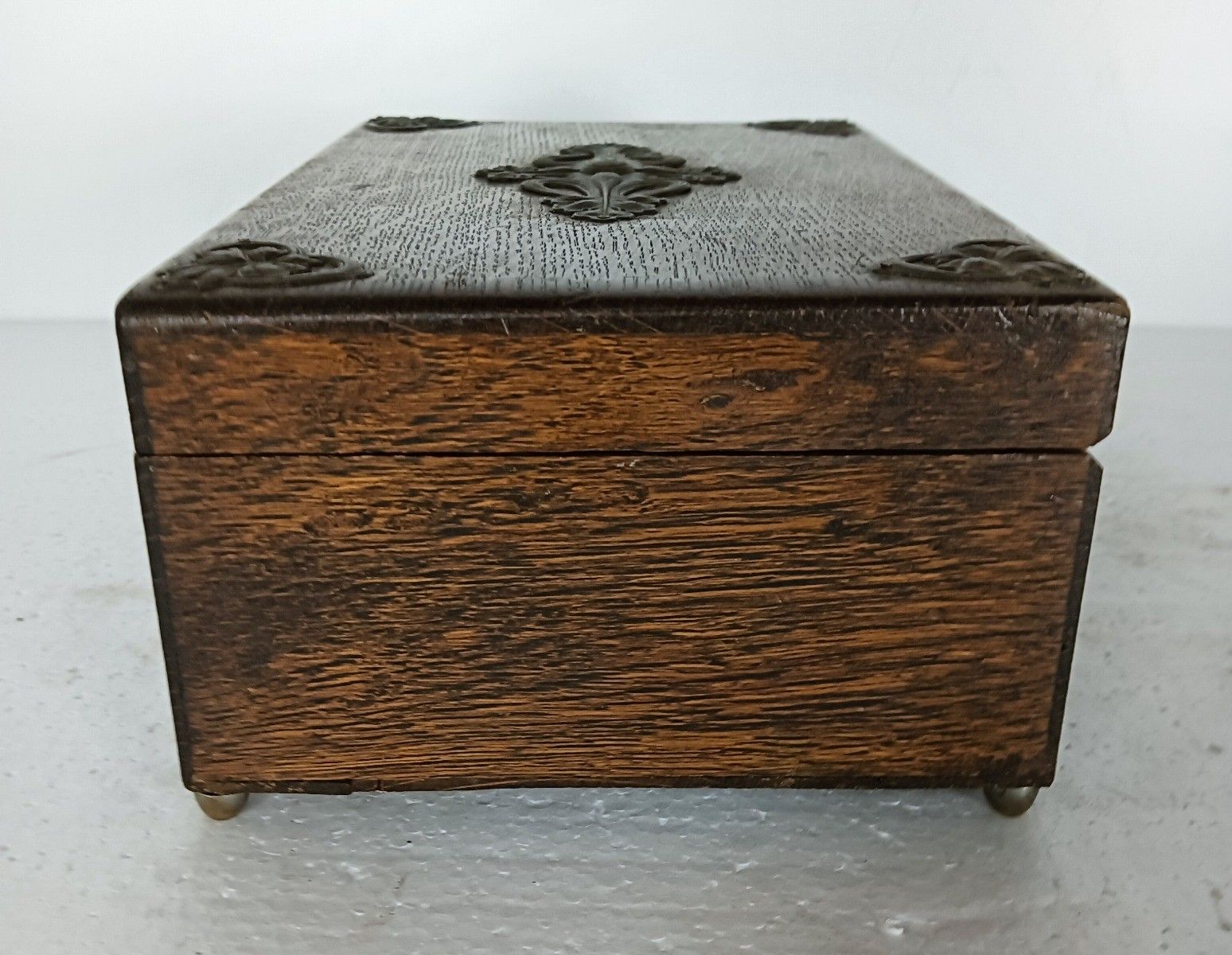 photo furniture Antique  Wooden French Small Hope Chest Trunk Trinket Jewelry Box Metal Trim