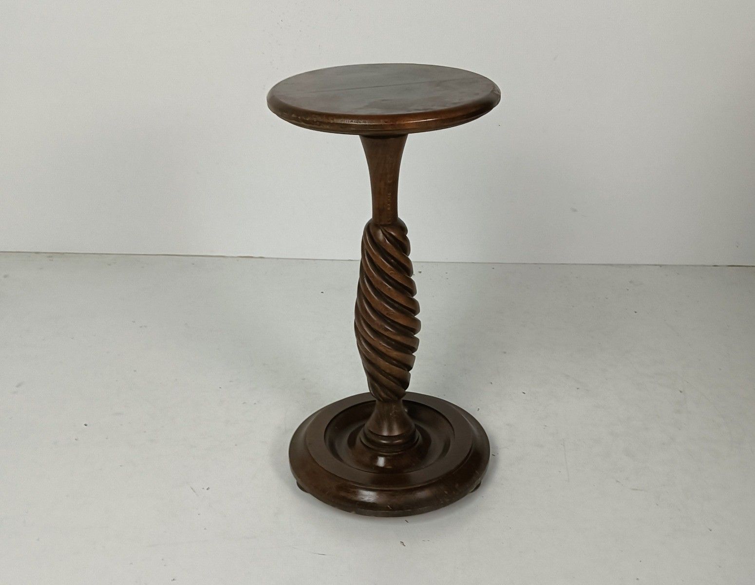 Wooden Twisted Stem Side Wine Display Table Pedestal Plant Bonsai  Stand  Flower photo for sale
