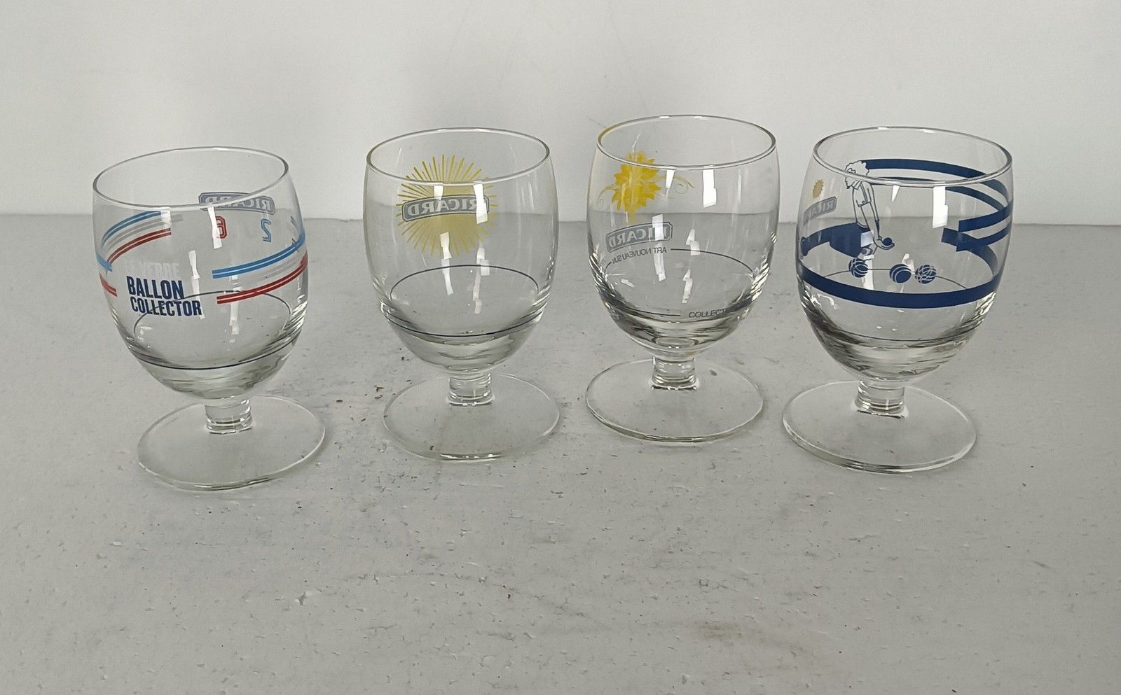 Set Of 4 Different Vintage French France Ricard Glasses Pastis Apero photo vinterior