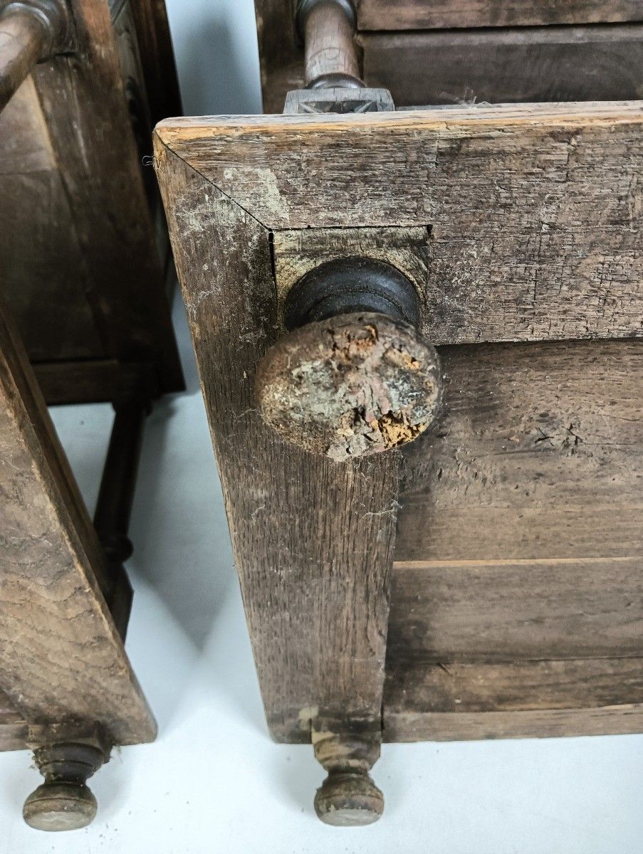 photo vintage Antique Hand Carved Wood Breton France Nightstands End Tables Bedroom Cabinets W