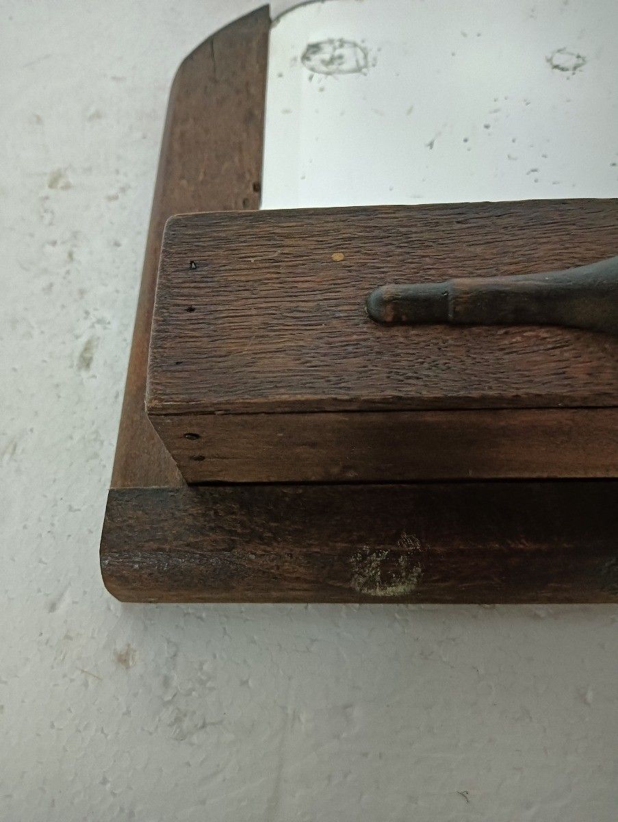 Antique Small Wall Hanging Comb Shaving Cabinet Wood Beveled Glass photo vinterior