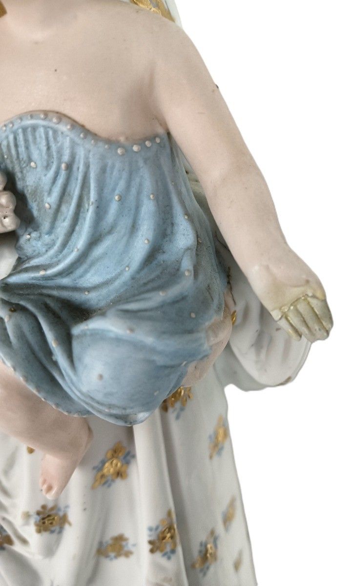 French Antique Bisque Statues Virgin Mary  Infant Jesus Joseph  Pair Stunning La photo vinterior