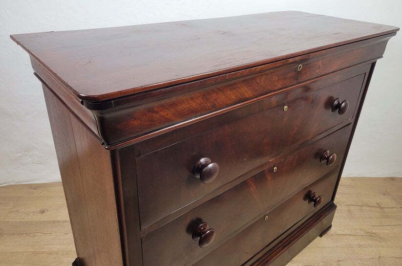 Victorian Chest Of Drawers 4 Drawers 1890 Mahogany English photo 600.0