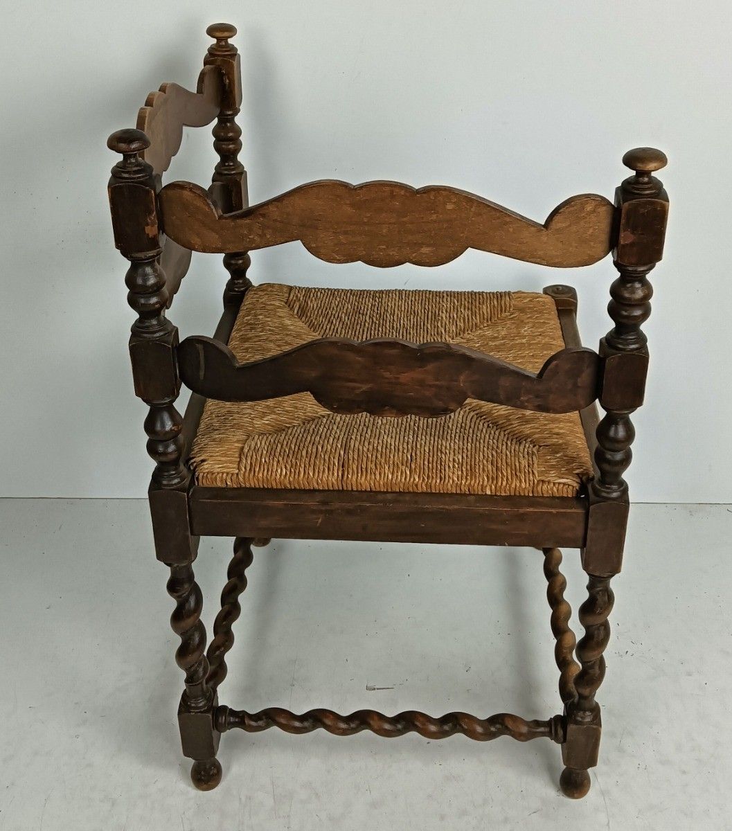 Twisted Wooden Barley Twist Corner Chair Rush Seating  Beautiful Vintage photo 359.0