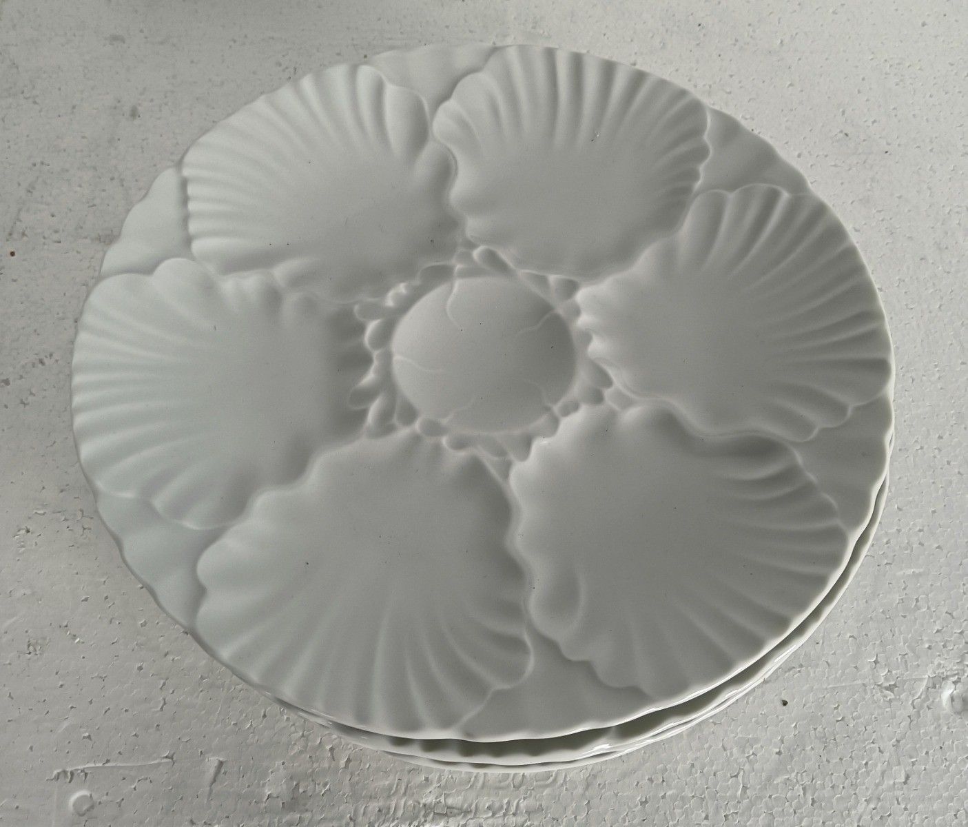 Set Of 6 Oyster Plates Porcelaine White  Germany Waldsassen Bareuther Bavaria VI photo furniture