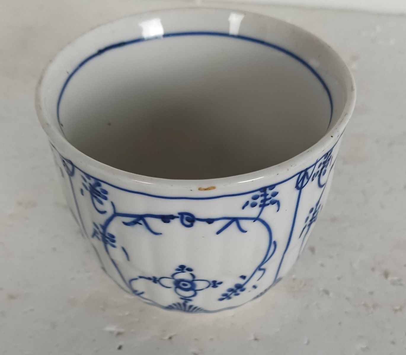 photo for sale Set Of 8  Cups And Saucers Antique Marked Boch Copenhague, Kopenhagen 16 Pieces