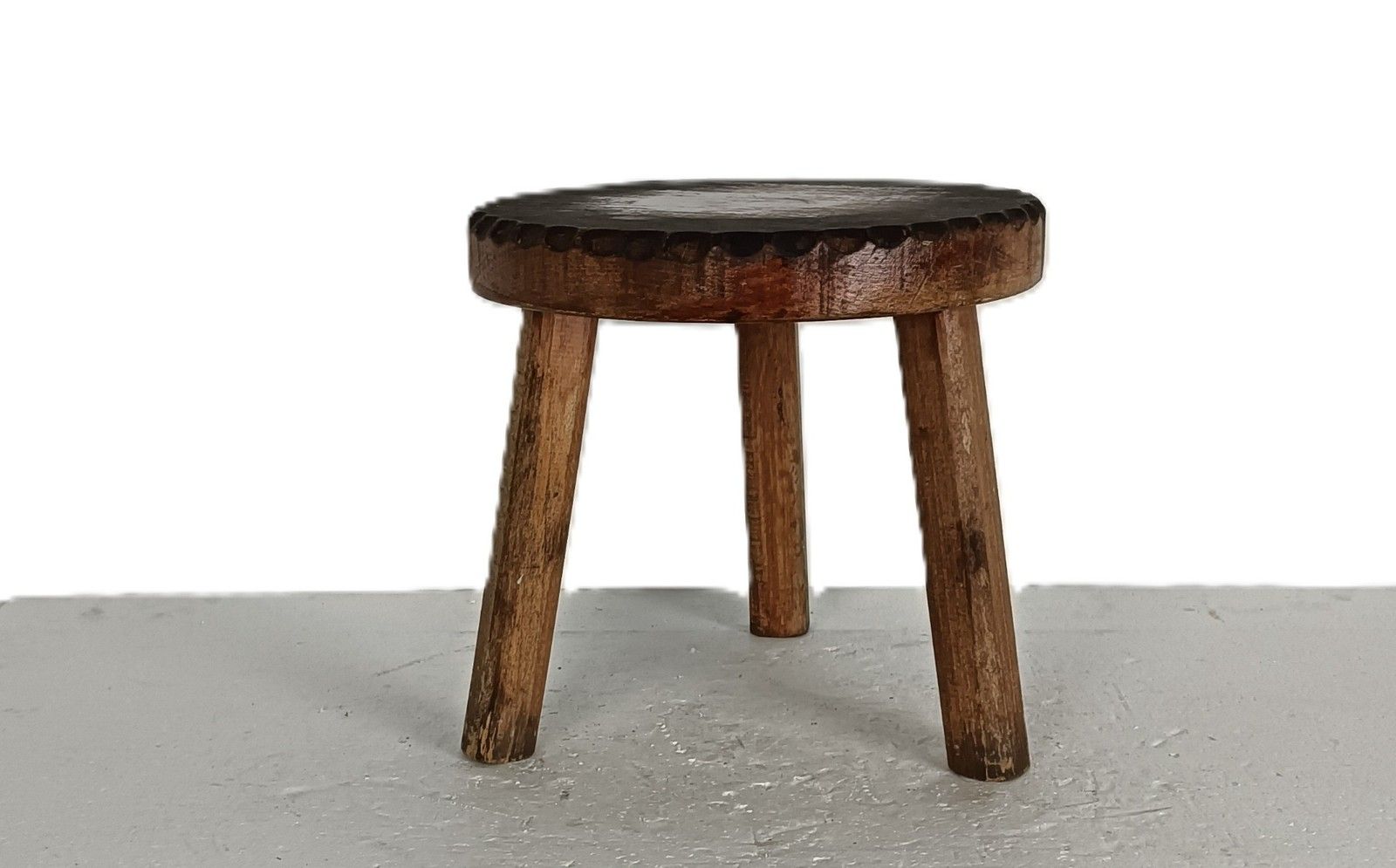Antique Milking Stool Tripod Carved Wood Side Table Plant Stand Pedestal Barn St