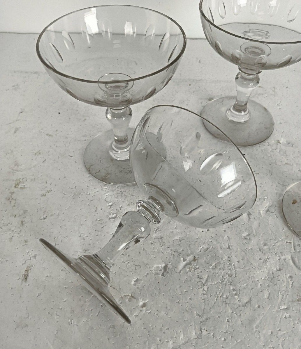 Set Of 4 Antique Cocktail Glasses Etched Glass Stylish photo vinterior