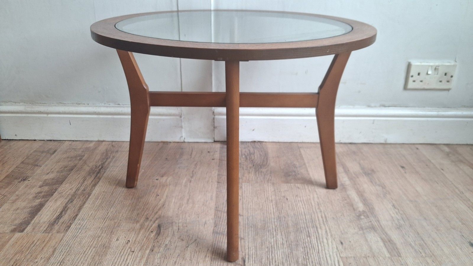 Superb 1970's Stonehill Mid Century  Glass & Teak Drinks/Cocktail/Coffee Table