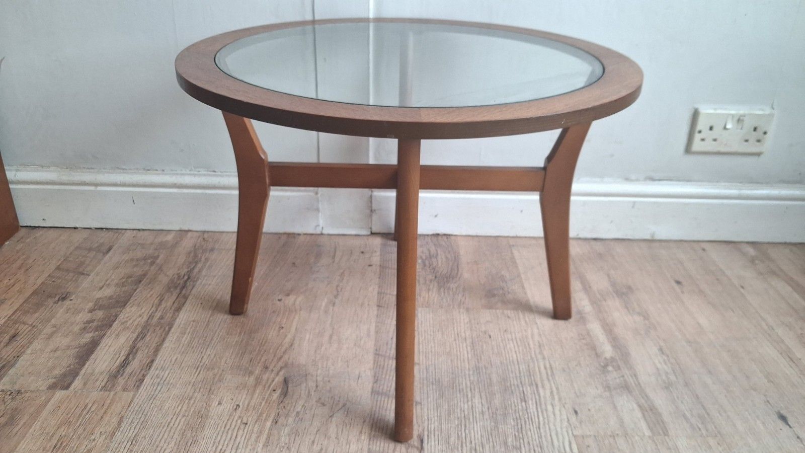 Superb 1970's Stonehill Mid Century  Glass & Teak Drinks/Cocktail/Coffee Table photo buy