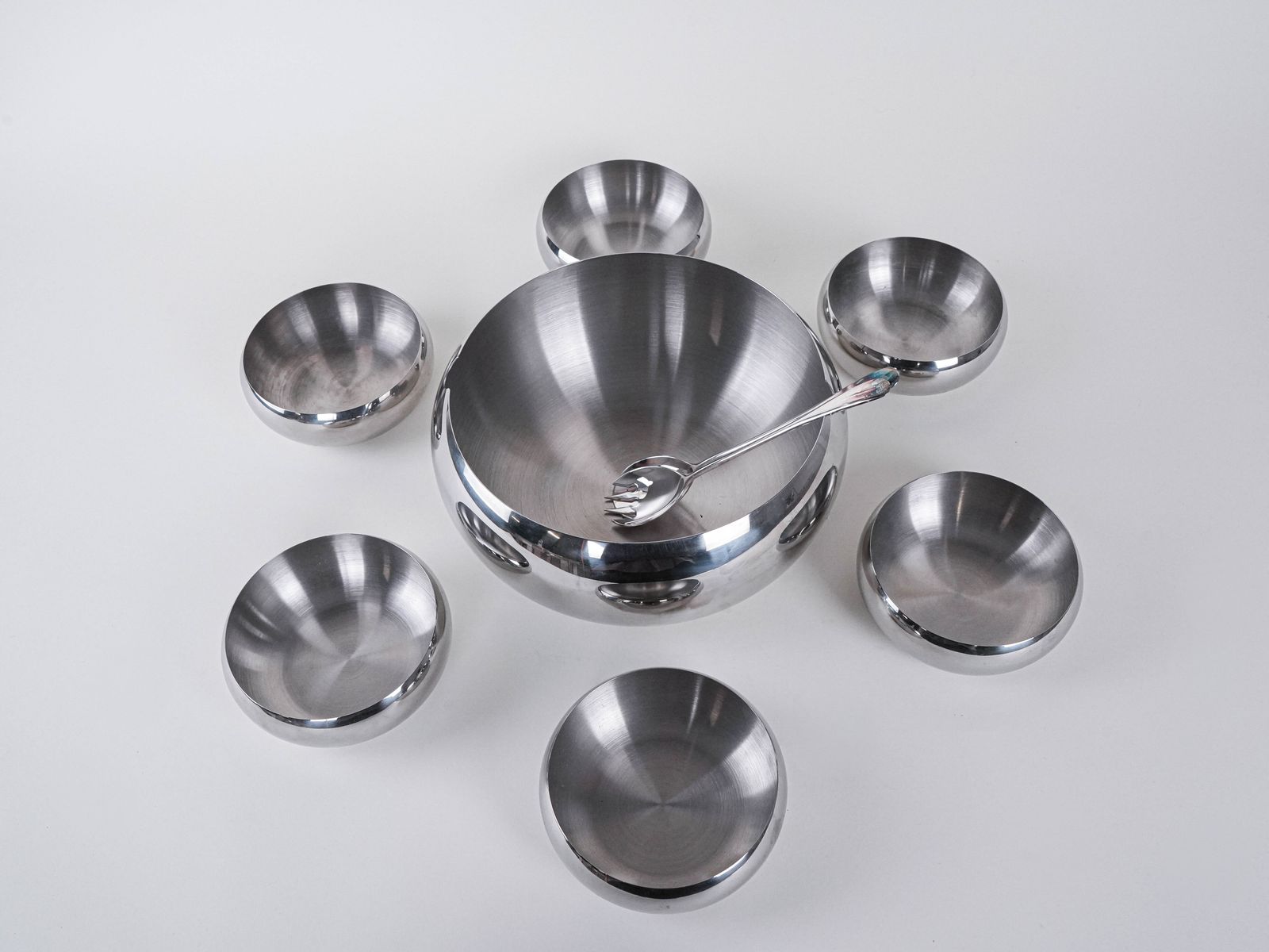 Set Of Stainless Steel Bowls, Italian Design, 1980s, Made In Italy photo for sale