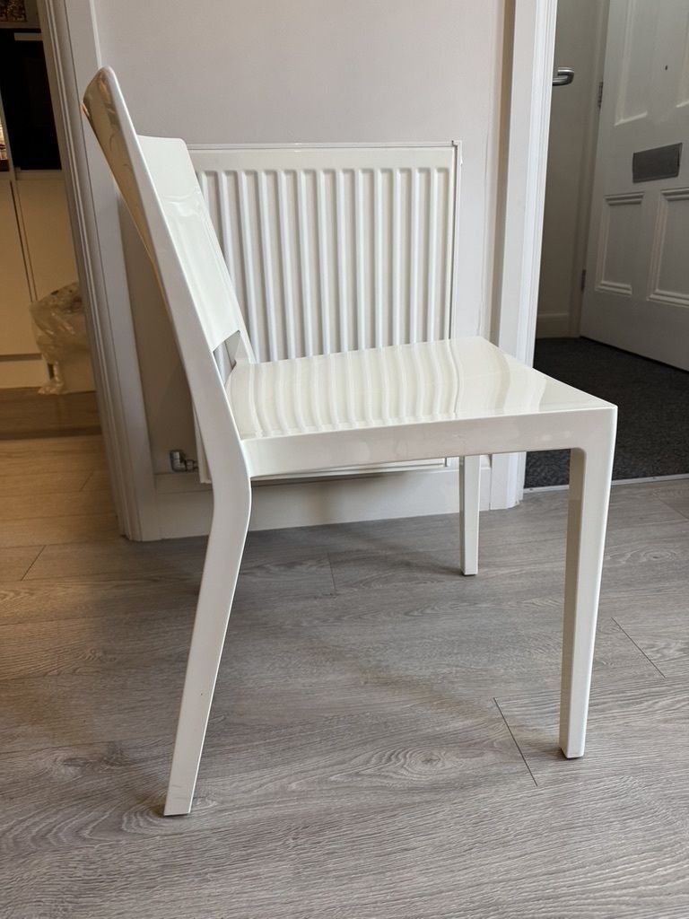 Kartell Liz Chairs (4 Chairs), Late 20th Century photo furniture