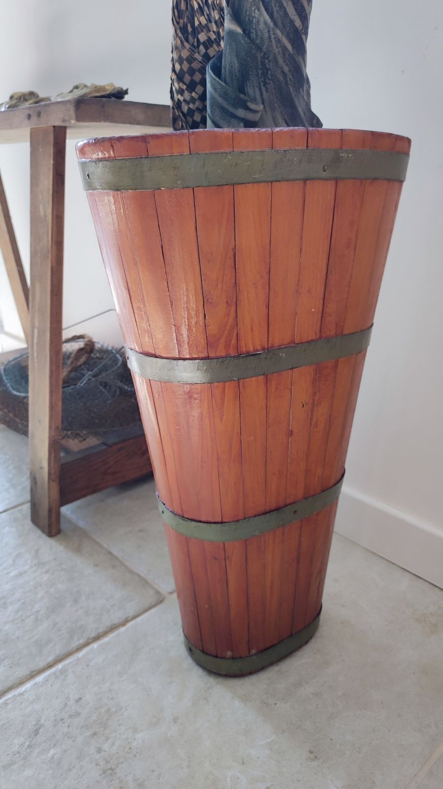 photo vintage Vintage French Grape Basket, Wood Wine Barrel, Rustic Umbrella Stand