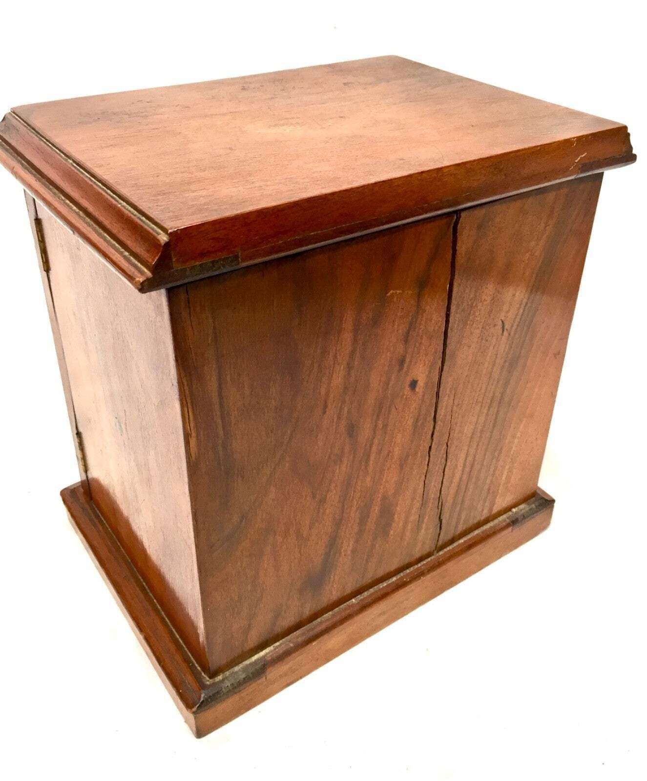 photo furniture Antique Wood Tabletop Storage Drawers  Jewellery Box Humidor Cabinet With Key