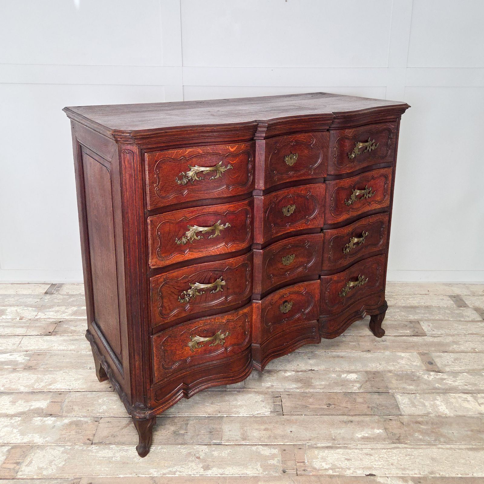 photo buy Antqieu French Serptentine Chest Of Drawers